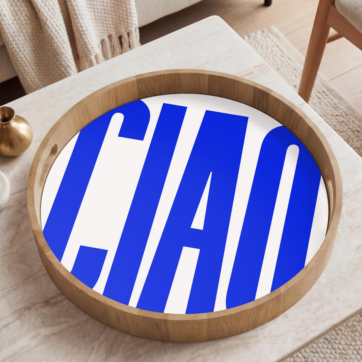 SERVÍROVACÍ PODNOS Ciao - Velká písmena - Modrá - Minimalistická 50x50 cm - modrá, dřevo (50/5/50cm)
