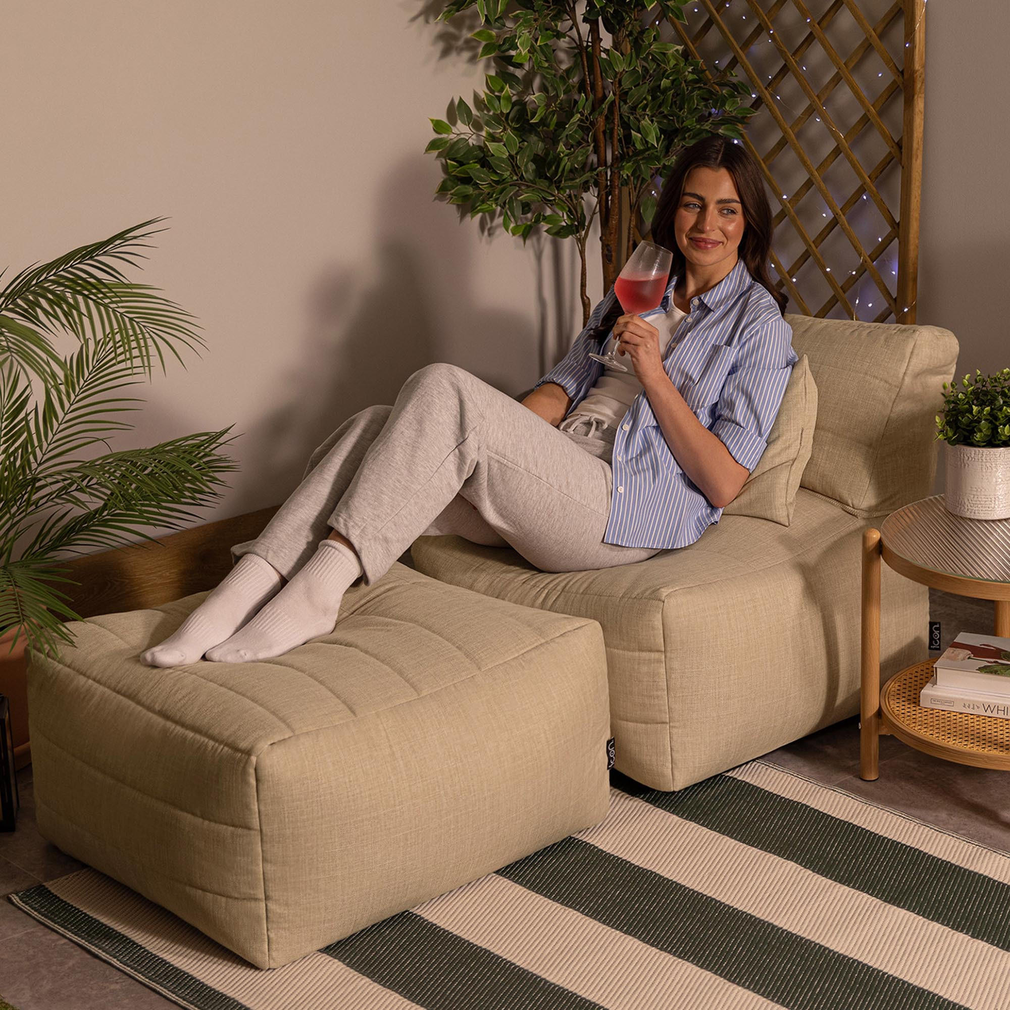 Thumbnail - icon Sitzsack-Sofa, Beige, Textil, Füllung: EPS Mikroperlen, 143x70x78 cm, Hergestellt in Deutschland, Oeko-Tex® Standar...