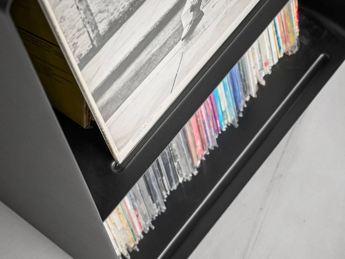 SCHALLPLATTENREGAL Tower schwarz 40/73/38 cm - Schwarz, Metall (40/74/38cm) - Yamazaki