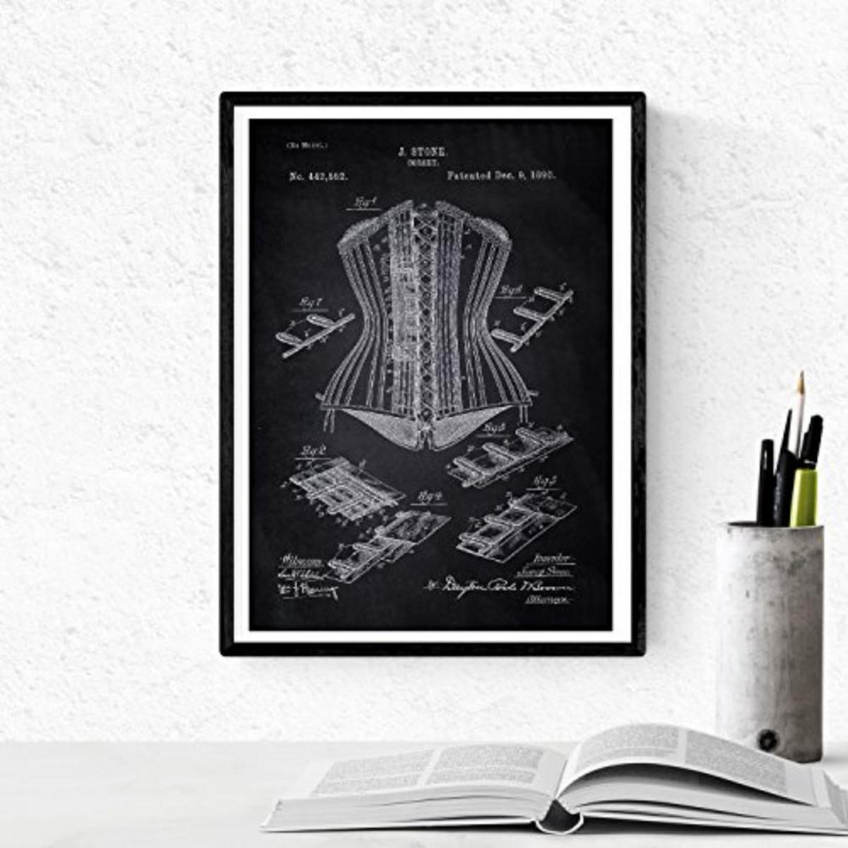 POSTER Set mit 4 SCHWARZ Mode Patenten A4 Schwarzer Rahmen - Schwarz, Papier (29.7/3cm) - Nacnic