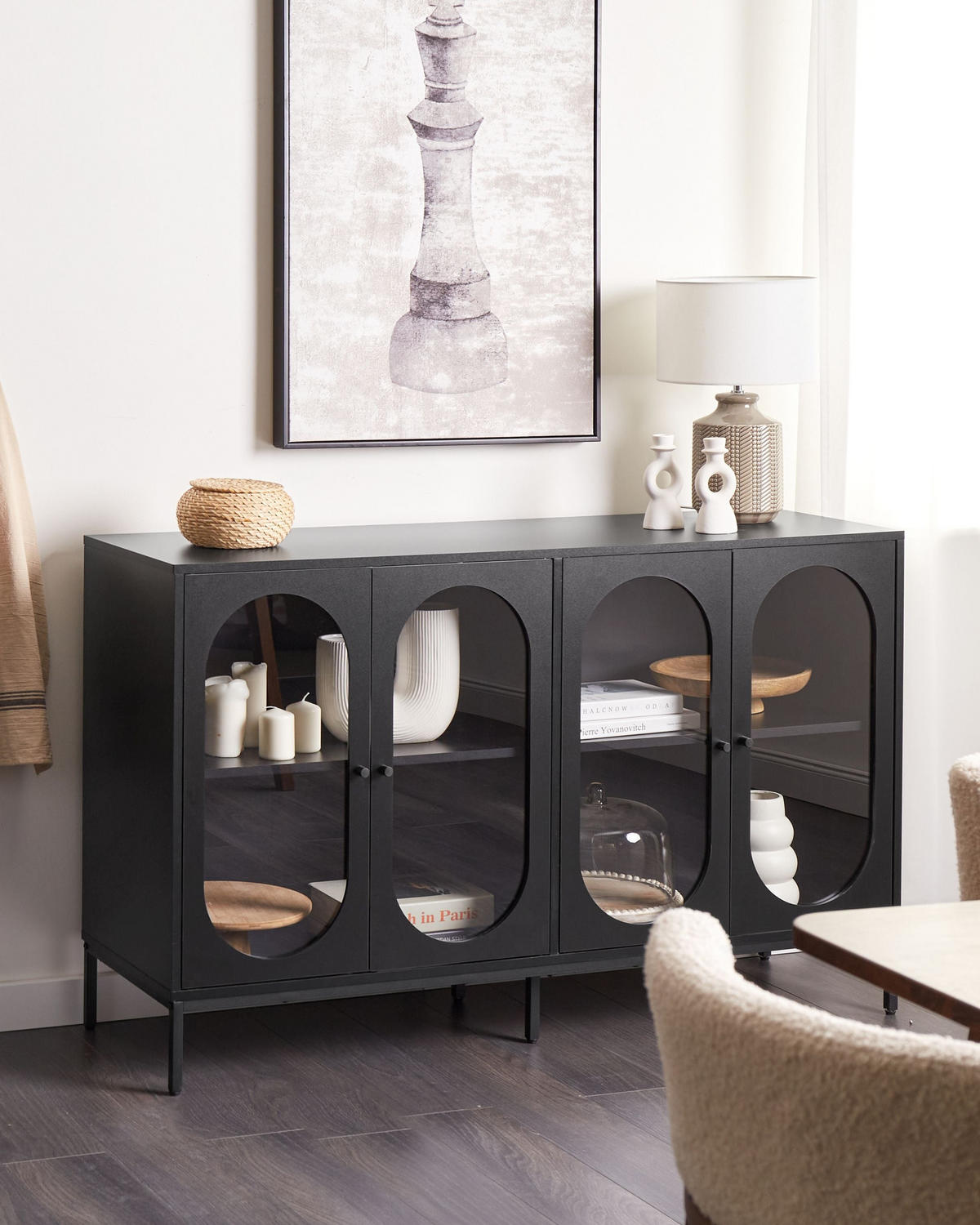 SIDEBOARD se skleněnými dveřmi 137 cm Černý Langford - černá, kompozitní dřevo (137/83/40cm) - Beliani