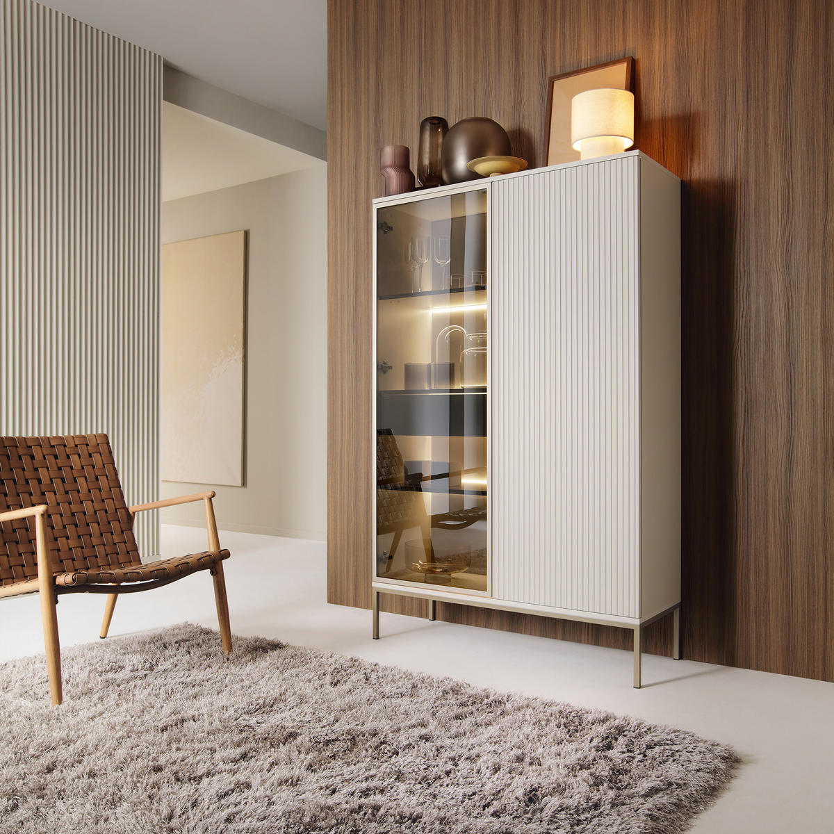 VITRINENSCHRÄNK FONTE, Cremefarbig - Creme, Holzwerkstoff (104/166/39cm) - KONSIMO®