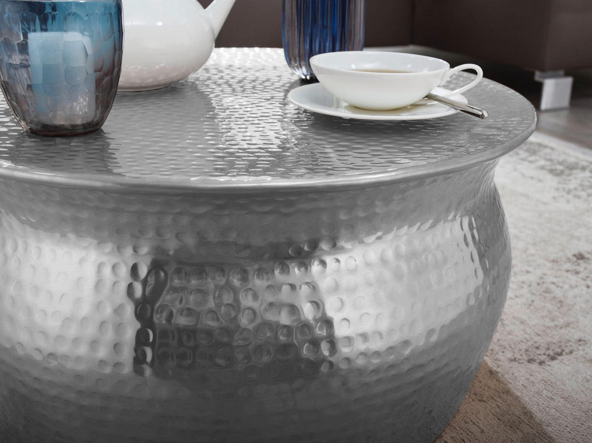 COUCHTISCH ENNS: Orientalisch, Hammerschlagstrukturen, Aluminium, Handgefertigt, Silber 60x60x30 cm - Silberfarben, Metall (60/60/30cm) - KADIMA DESIGN