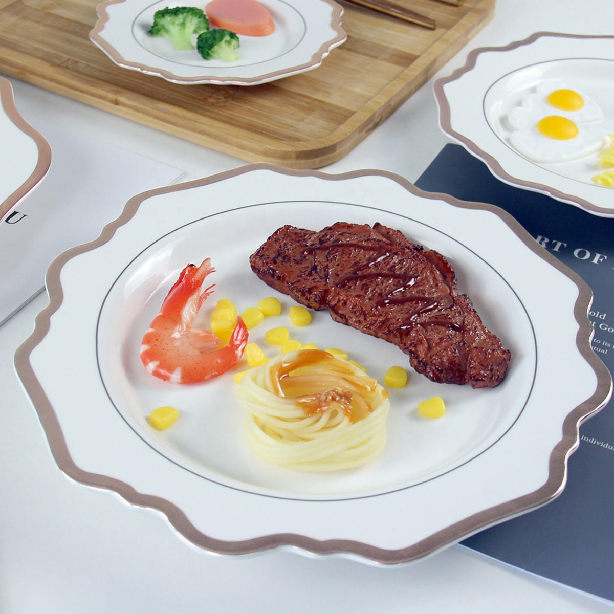 TELLERSET Weiß Roségold Bone China 4tlg Ø30 Ø27 Ø20 Ø16 cm - Weiß Hochglanz, Keramik (33/33/3cm) - Quality Elegance