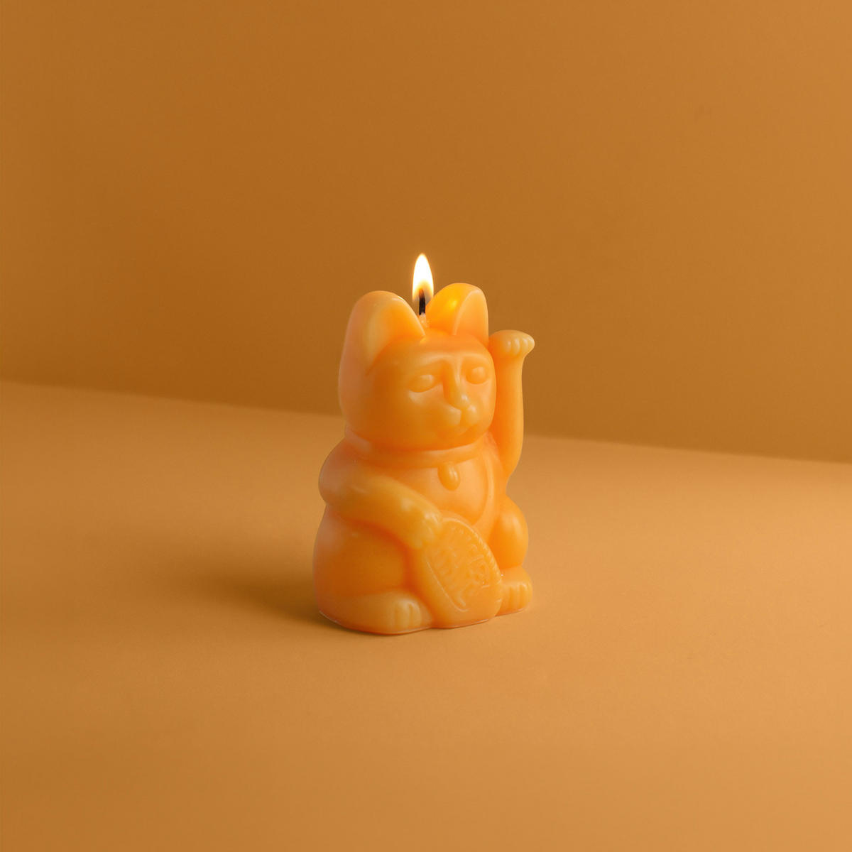 FIGURENKERZE Lucky Candles Peach, Paraffinwachs, Orange, 11.5 cm - Orange, Paraffin (8/11.5/9.5cm) - Donkey Products