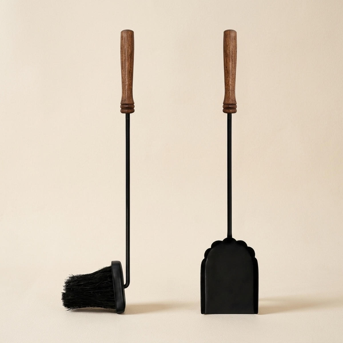 KAMINBESTECK Schwarz Braun 5-teilig - Schwarz, Holz/Metall (20/57/6.5cm) - Relaxdays