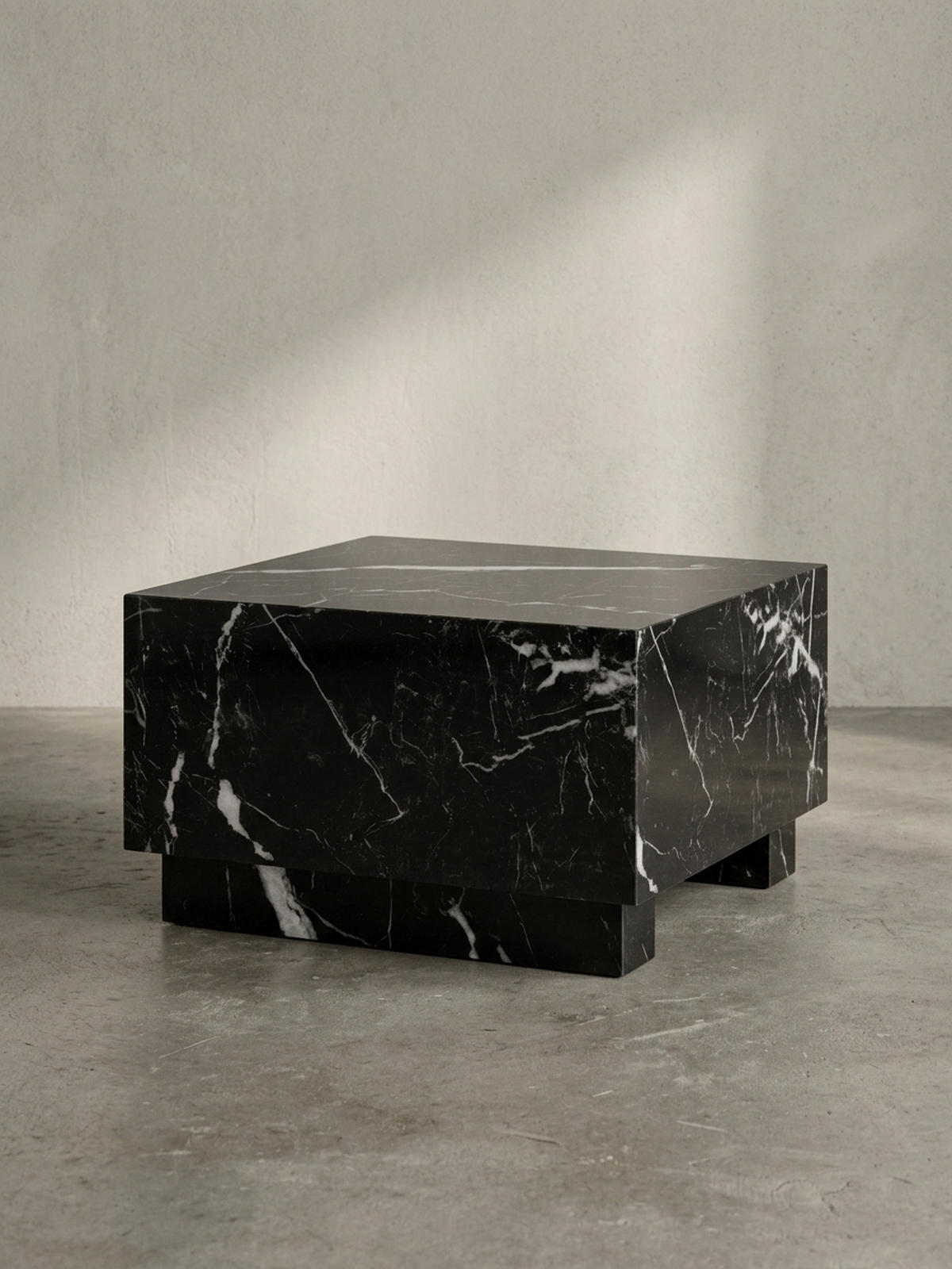 COUCHTISCH MONOBLOC in Hochglanz mit Marmor Optik, Quadratisch, Würfel-Form, Schwarz 60x60x35 cm - Schwarz, Holzwerkstoff (60/60/35cm) - KADIMA DESIGN
