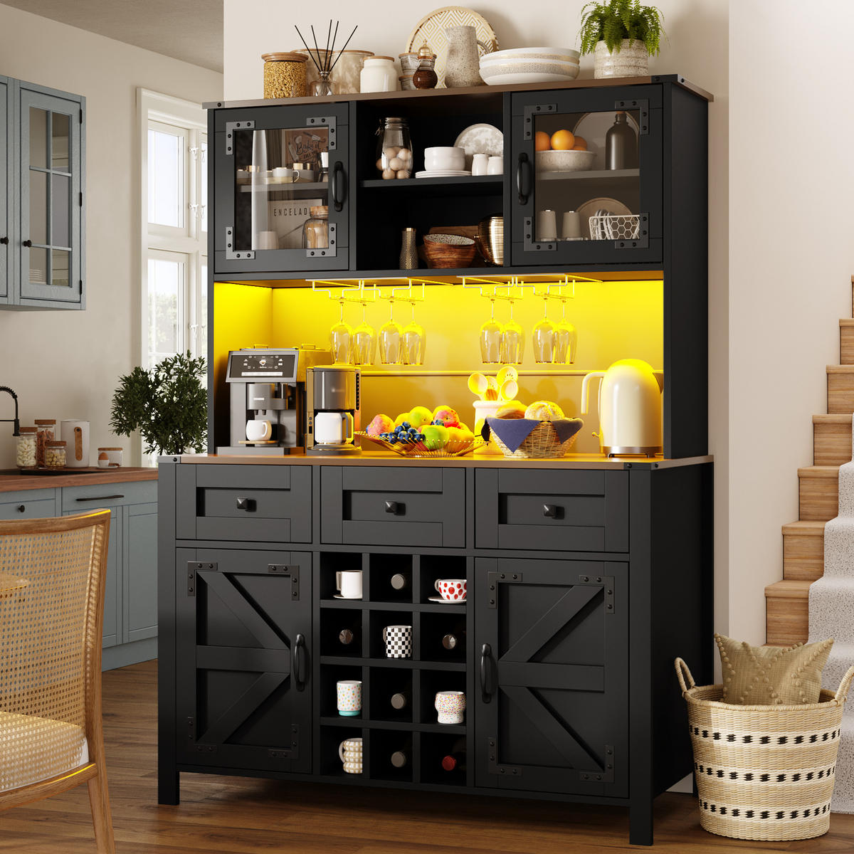 BUFFETSCHRANK 120/40/170 cm mit LED-Beleuchtung, Steckdosenleiste, USB und Weinregal aus MDF und Glas, Schwarz - Schwarz, Holzwerkstoff (120/170/40cm) - Redom