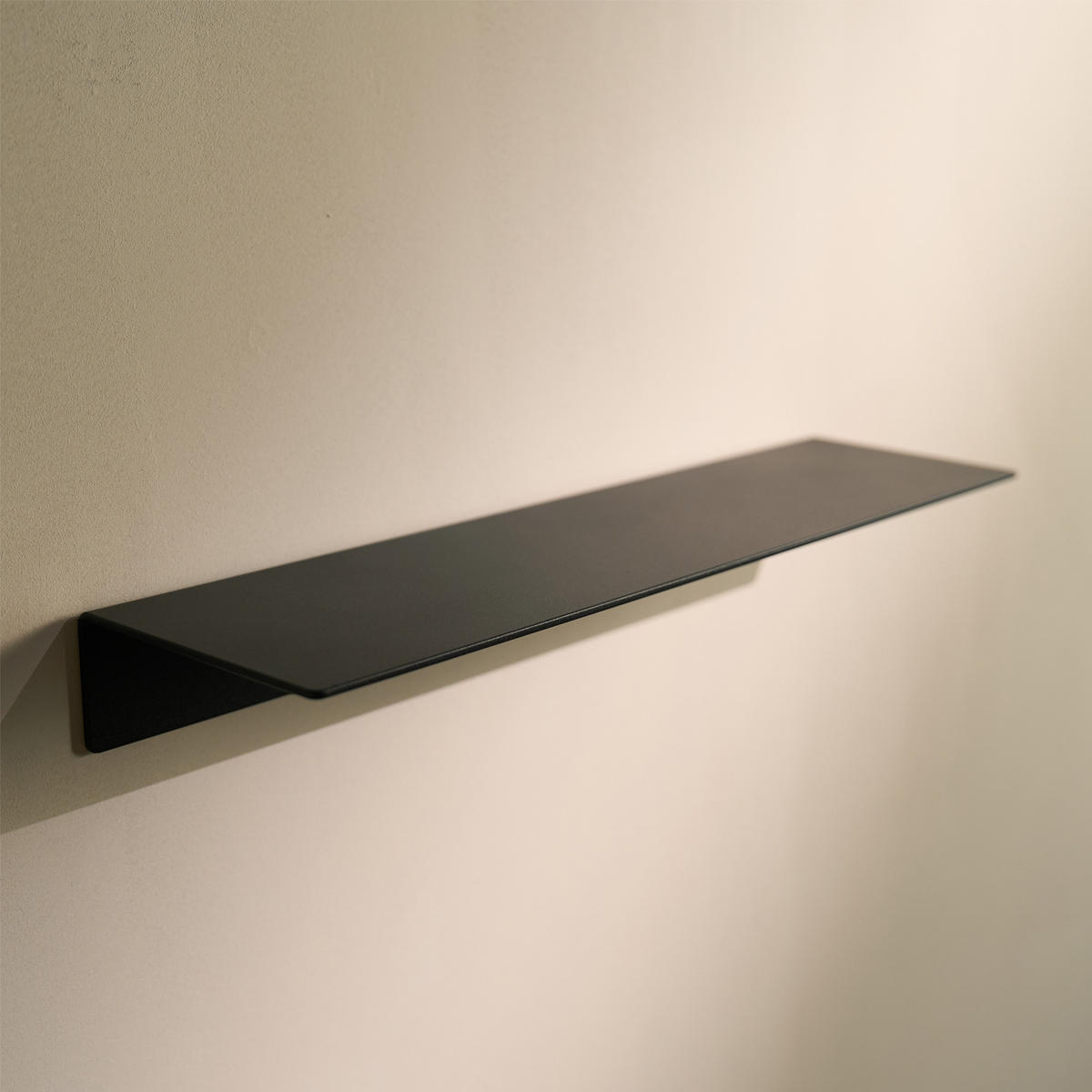 WANDREGAL OHNE BOHREN 42 cm Schwarz - Schwarz, Metall (42/5/11cm)