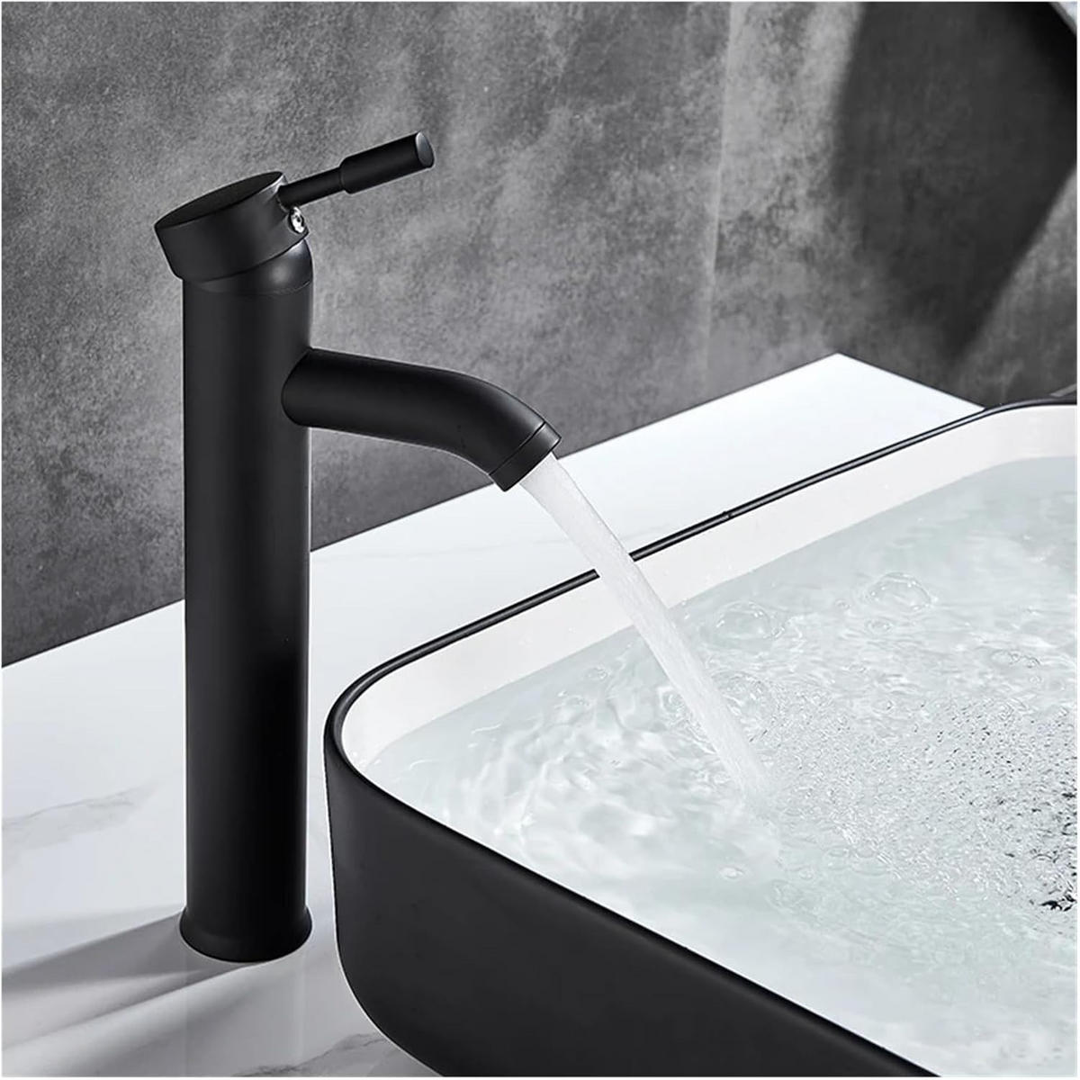 BADEZIMMERARMATUR, inklusive eines 60 cm langen flexiblen Schlauchs (29,5 x 10,5 cm), silberfarben. - Silberfarben, Metall (35/10/20cm) - Vallsero