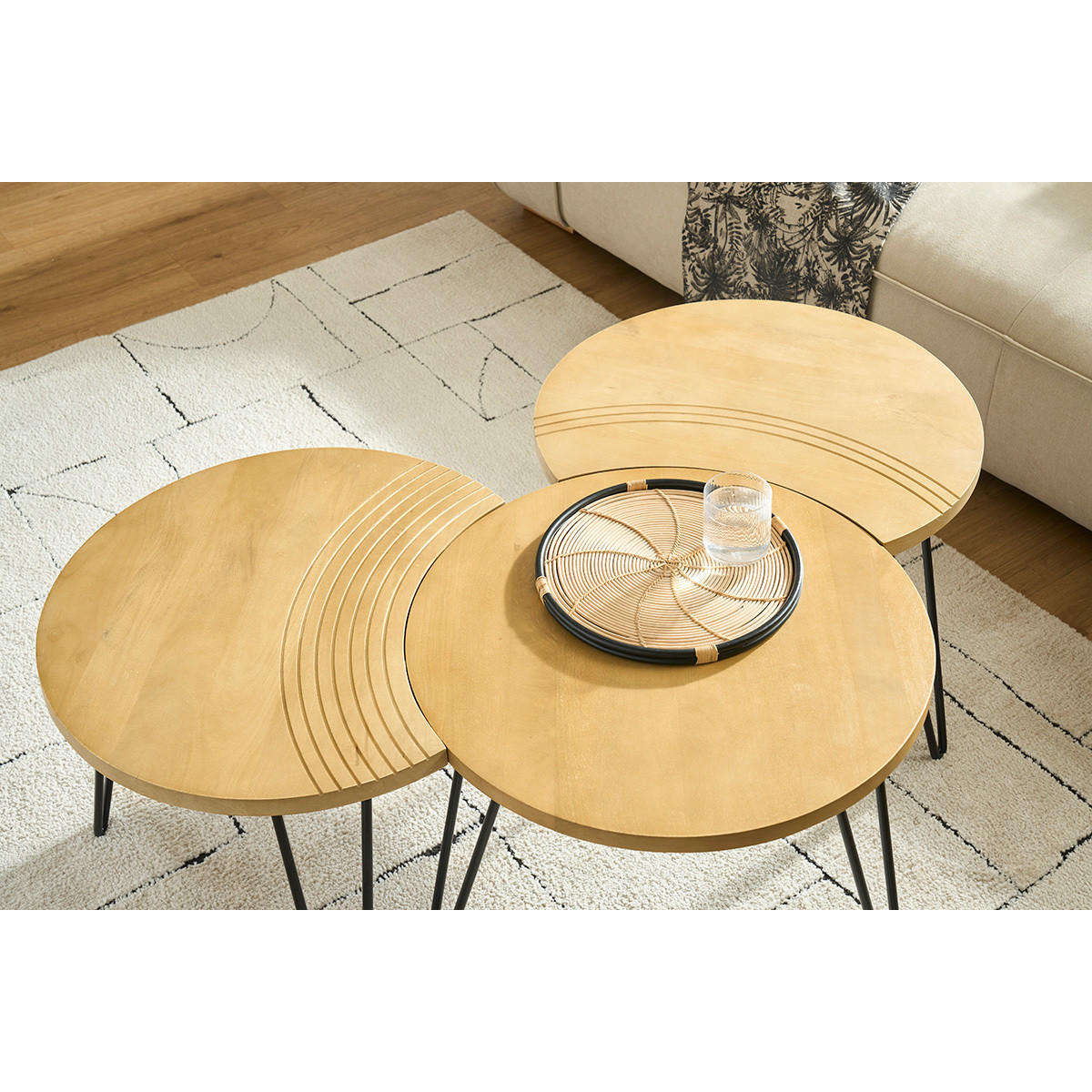 COUCHTISCH Strukturiert Mangoholz Schwarzes Metall 3er-Set VIBES - Naturfarben, Holz (145/60/45cm) - Miliboo