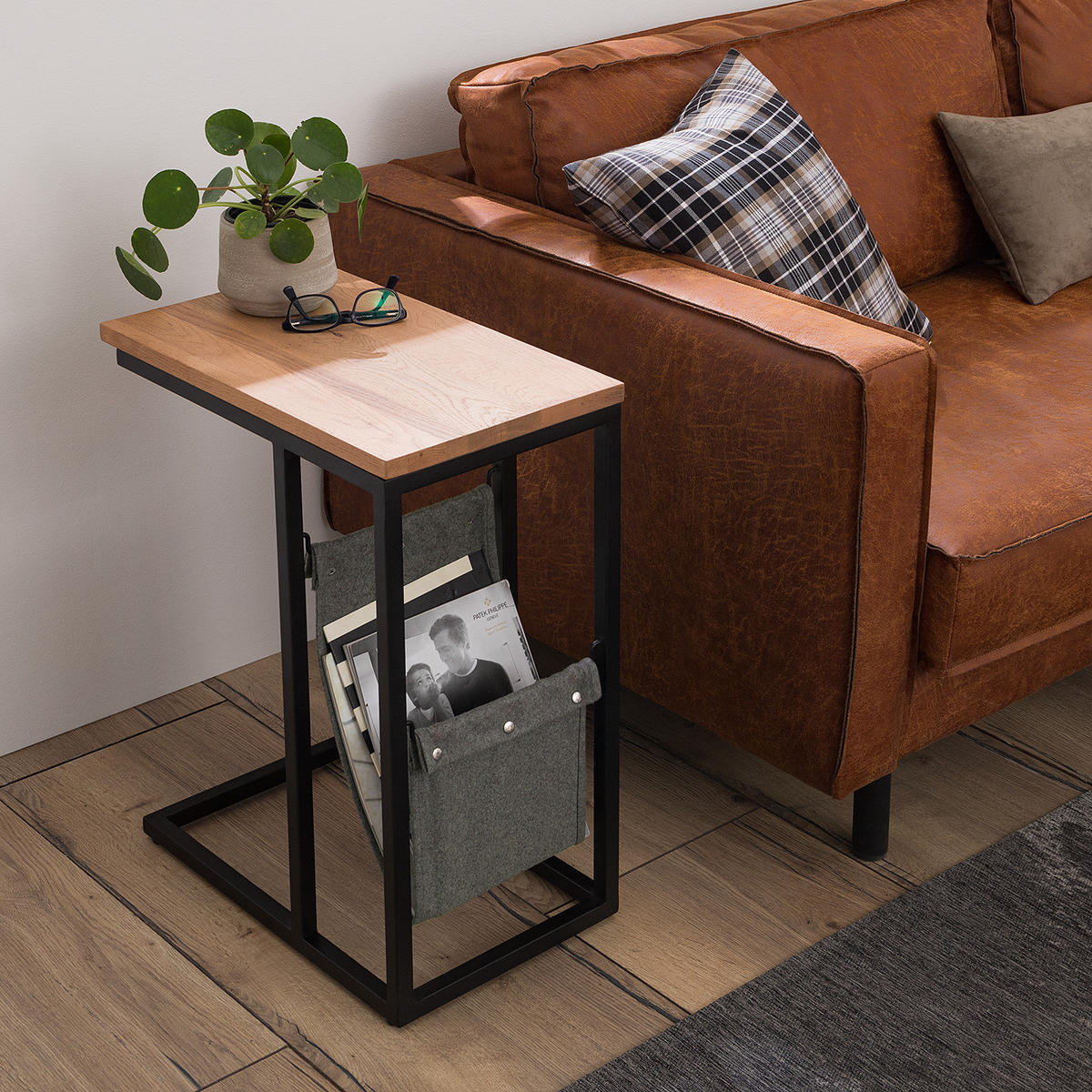 BEISTELLTISCH mit Ablage - Eiche massiv / Eisen - Eiche / Schwarz - Schwarz/Braun, Holz/Metall (30/50/60cm) - home24