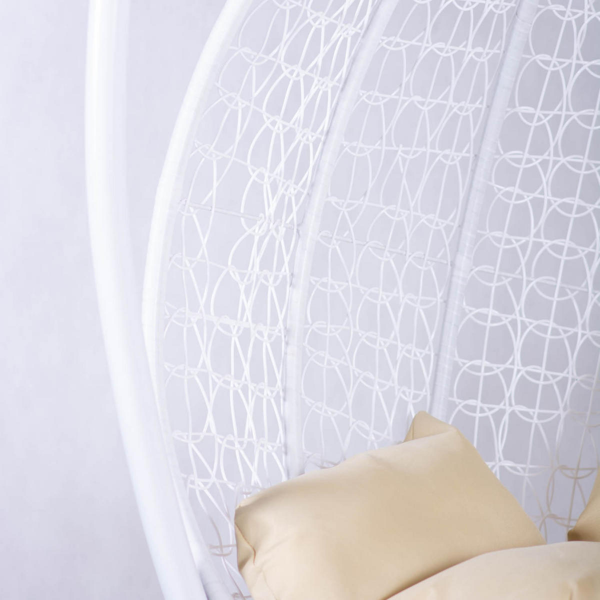 HÄNGESESSEL Cobe Weiß, Beige Kissen, Garten Hängesessel Kokon aus Technorattan - Beige/Weiß, Kunststoff/Metall (107/198/68cm) - Bettso