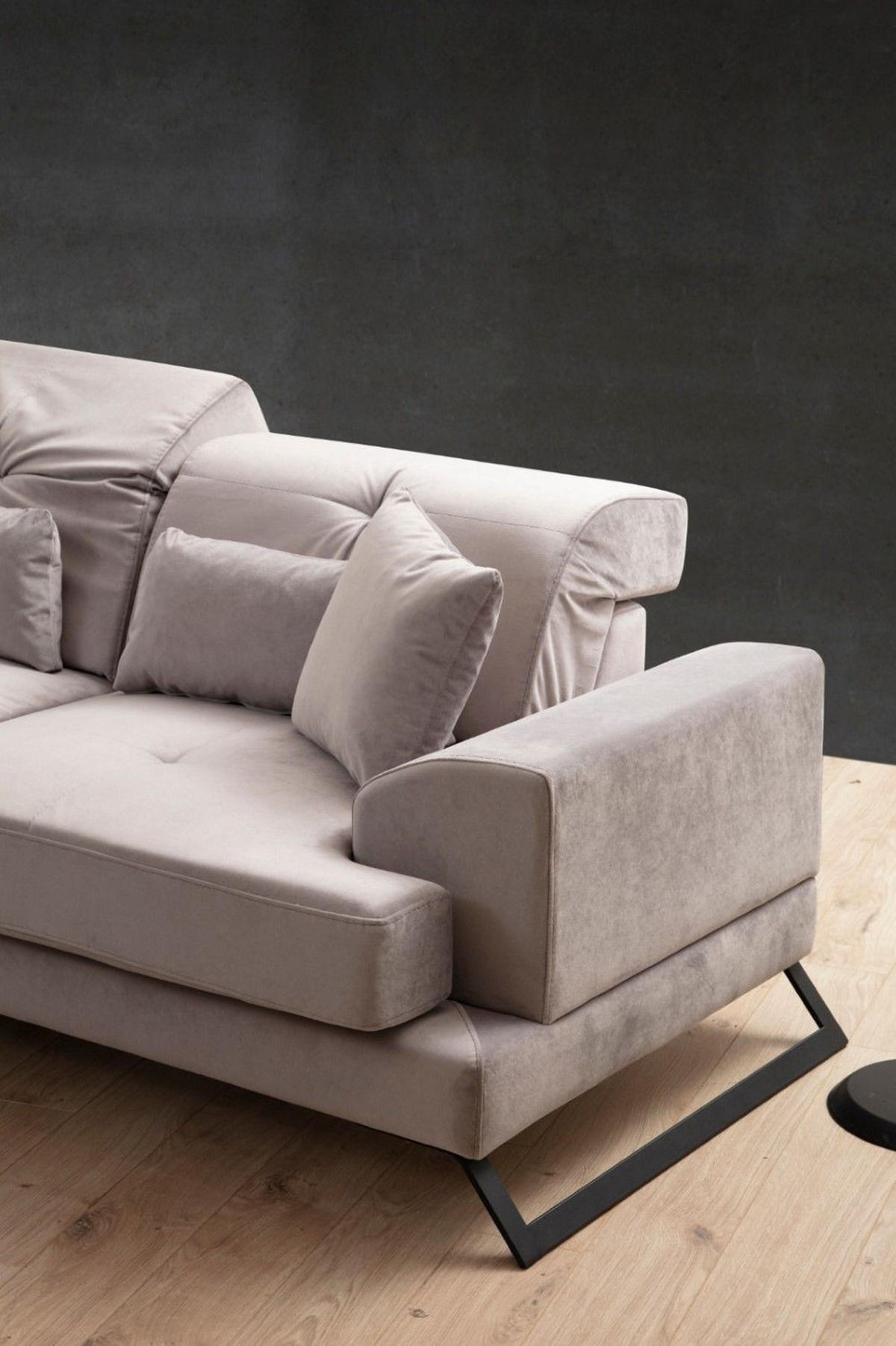 ECKSOFA mit verstellbarer Rückenlehne - Hellgrau/Schwarz, Holz/Textil (304/190cm) - myHomelando