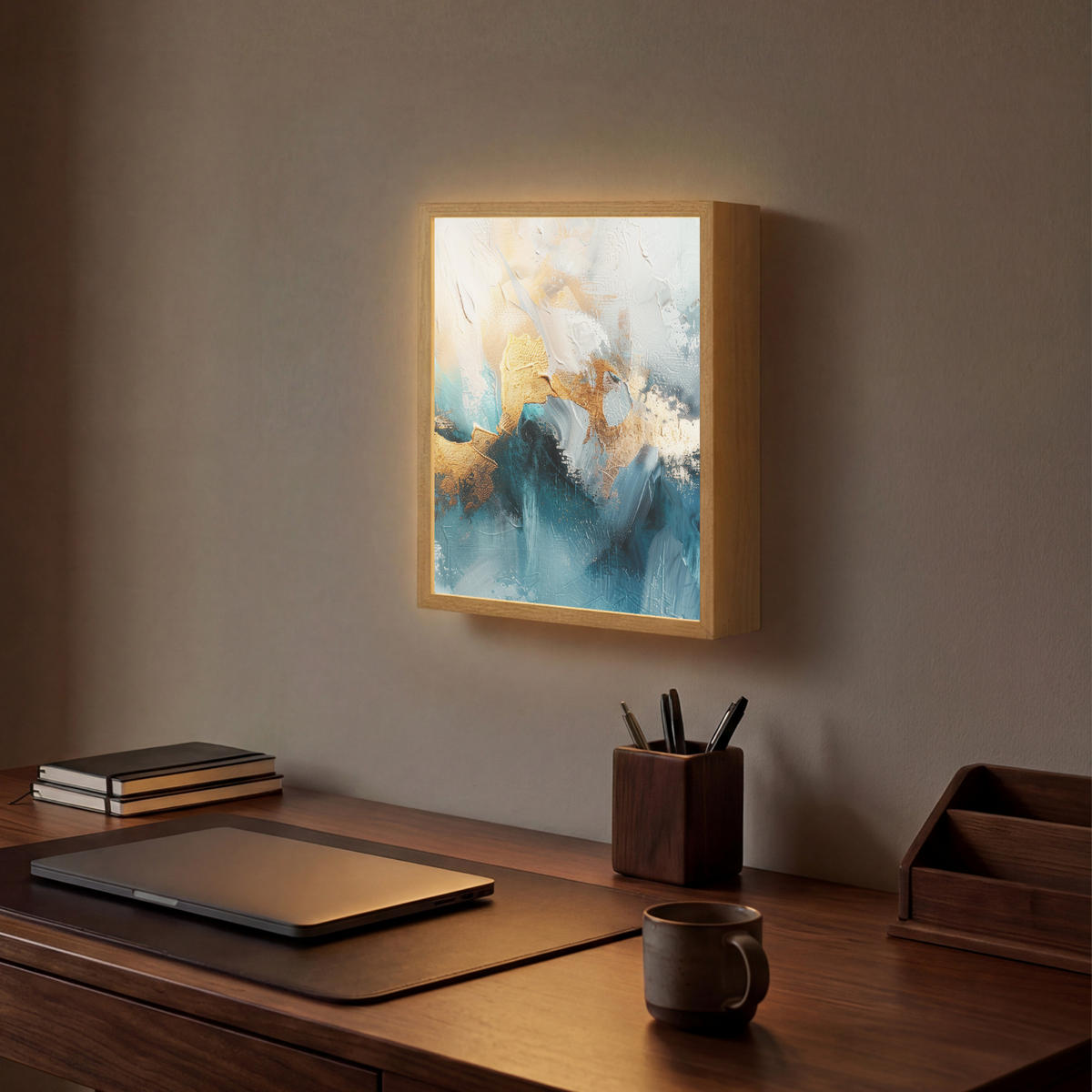 NÁSTĚNNÁ LAMPA S AKUMULÁTOREM Abstraktní - umění - zlatá - modrá 30x40 cm - tyrkysová, kompozitní dřevo (30/40/8cm) - OnlyWow