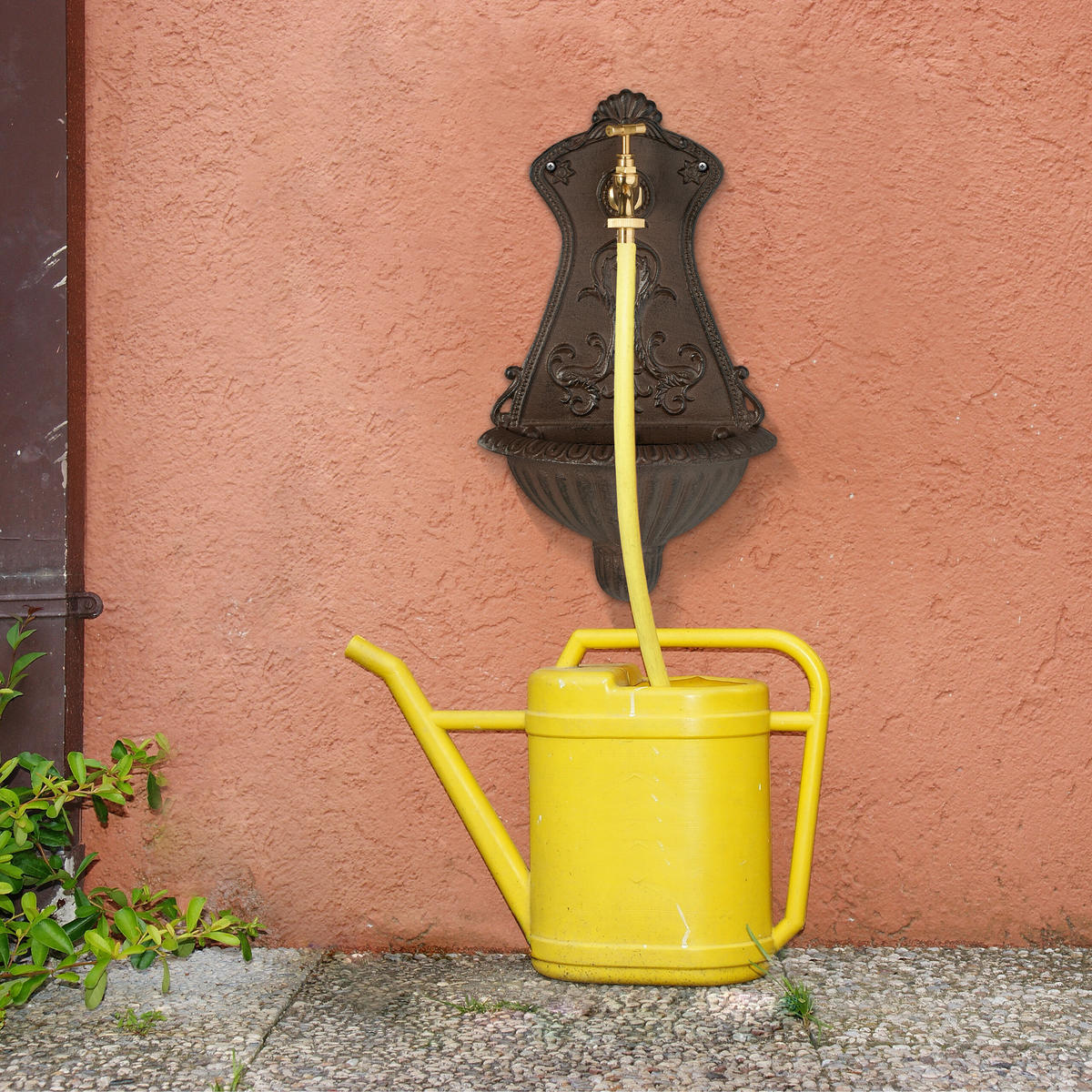 WANDBRUNNEN - Dunkelbraun, Metall (11.5/24.5/42cm) - Relaxdays