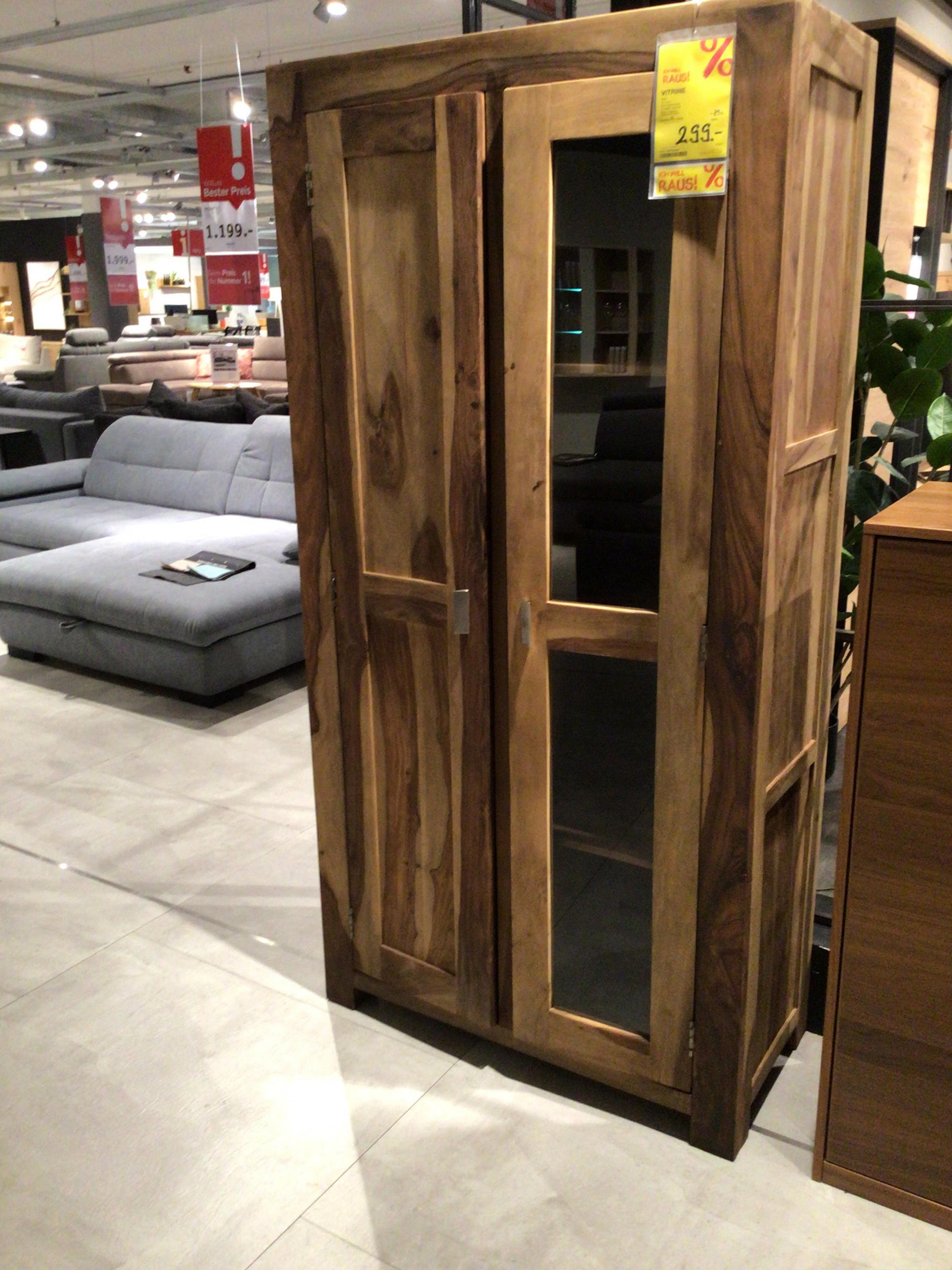 VITRINE