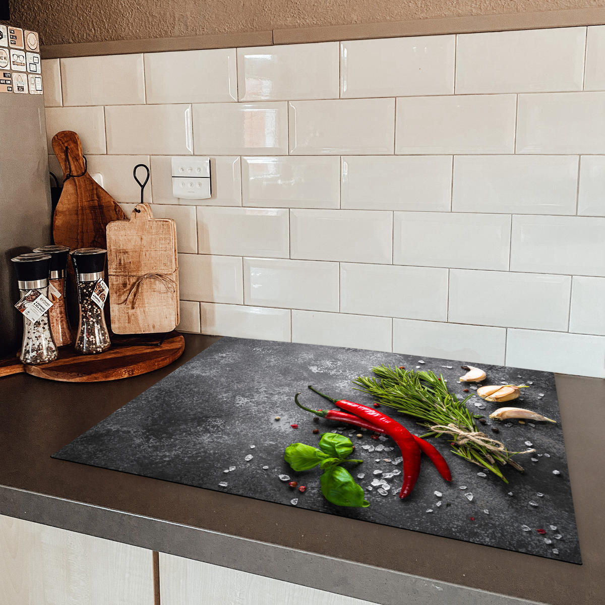 HERDABDECKPLATTE Pfeffer - Kräuter - Gewürze - Beton Herdabdeckung Induktionsfeld 70x52 cm - Rot, Kunststoff (70/52/0.2cm) - MuchoWow