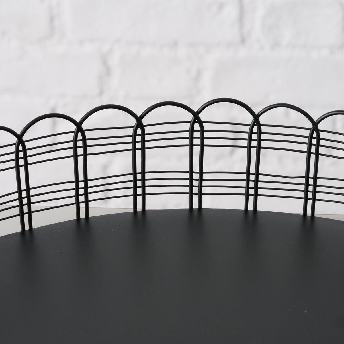 TABLETTS von Weira Schwarz - Schwarz, Metall (31/5/31cm) - Boltze Home