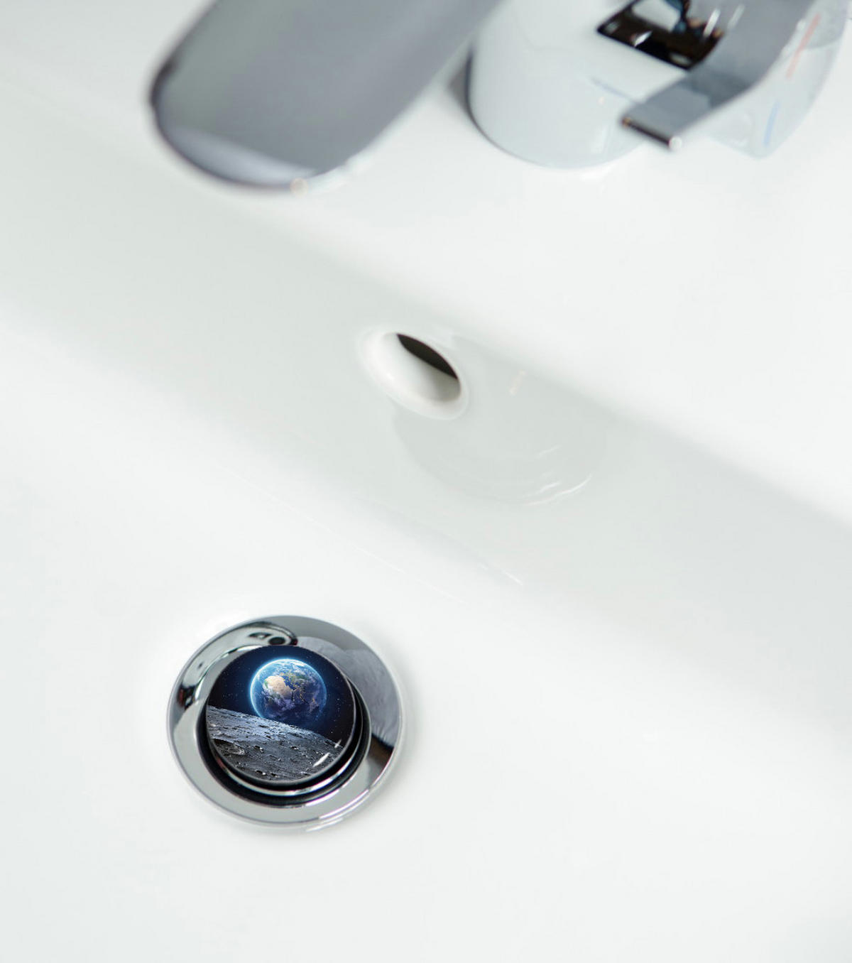 WASCHBECKENSTÖPSEL Earth - Blau, Kunststoff/Metall (4/7/7cm) - Sanilo