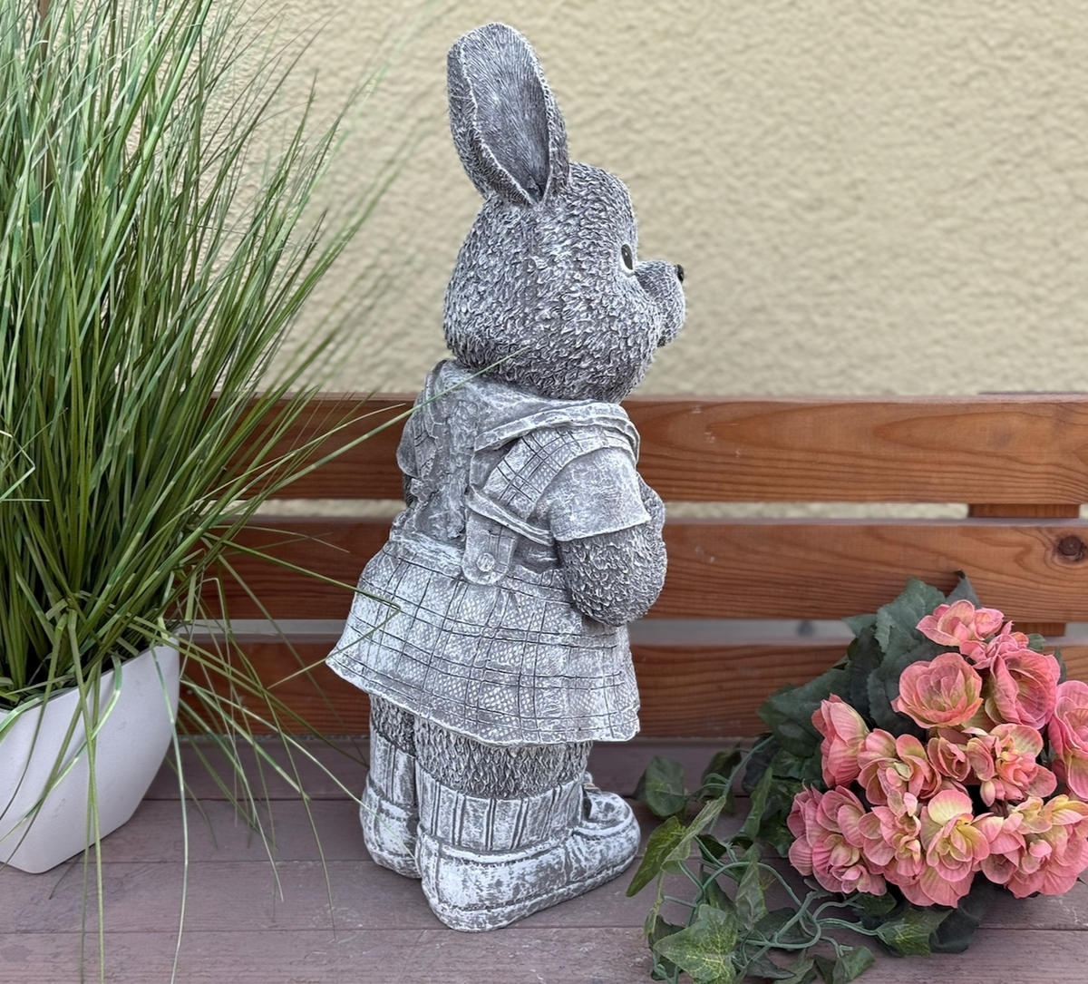 STEINFIGUR Hase Hasenmädchen Rosi frostfest Steinguss - Grau, Stein (19/46/20cm) - stoneandstyle