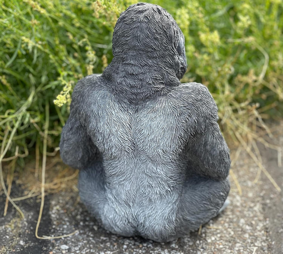 STEINFIGUR Gorilla Ben Affe frostfest Steinguss Gartenfigur - Grau, Stein (23/29/14cm) - stoneandstyle