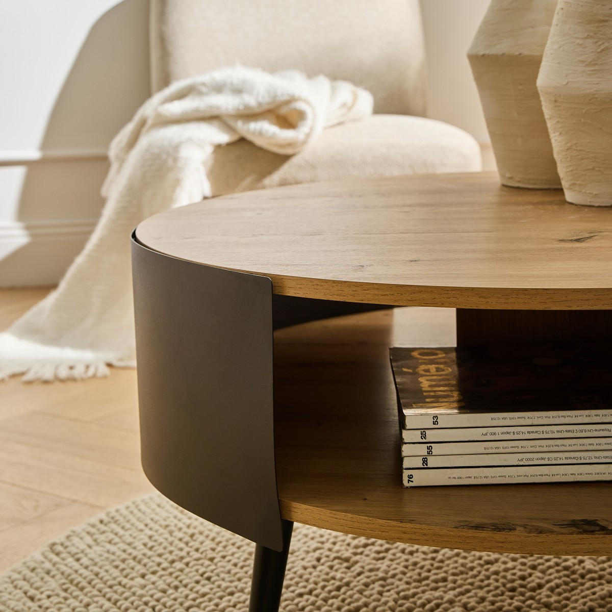 COUCHTISCH mit 2 Ebenen und schwarzen Metallseiten eklo 80/39/80 cm - Eichefarben, Holzwerkstoff (89/80/39cm) - Calicosy