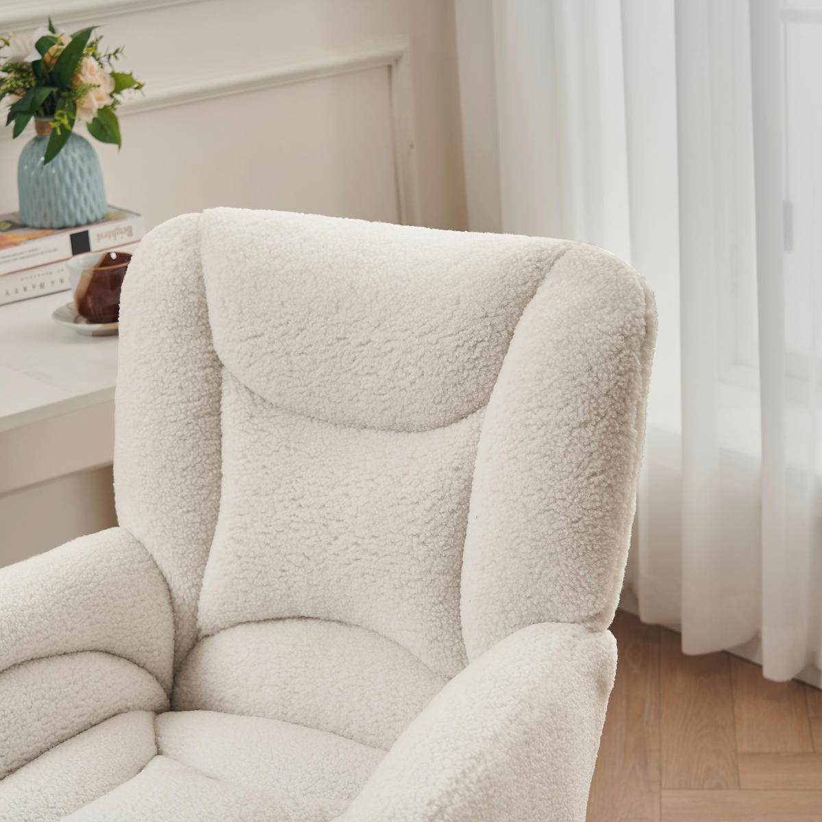 BÜROSTUHL aus Teddy-Stoff in Weiß und Gold, höhenverstellbar und 360° drehbar - Weiß, Textil (64/92.5/62cm) - Urban Meuble