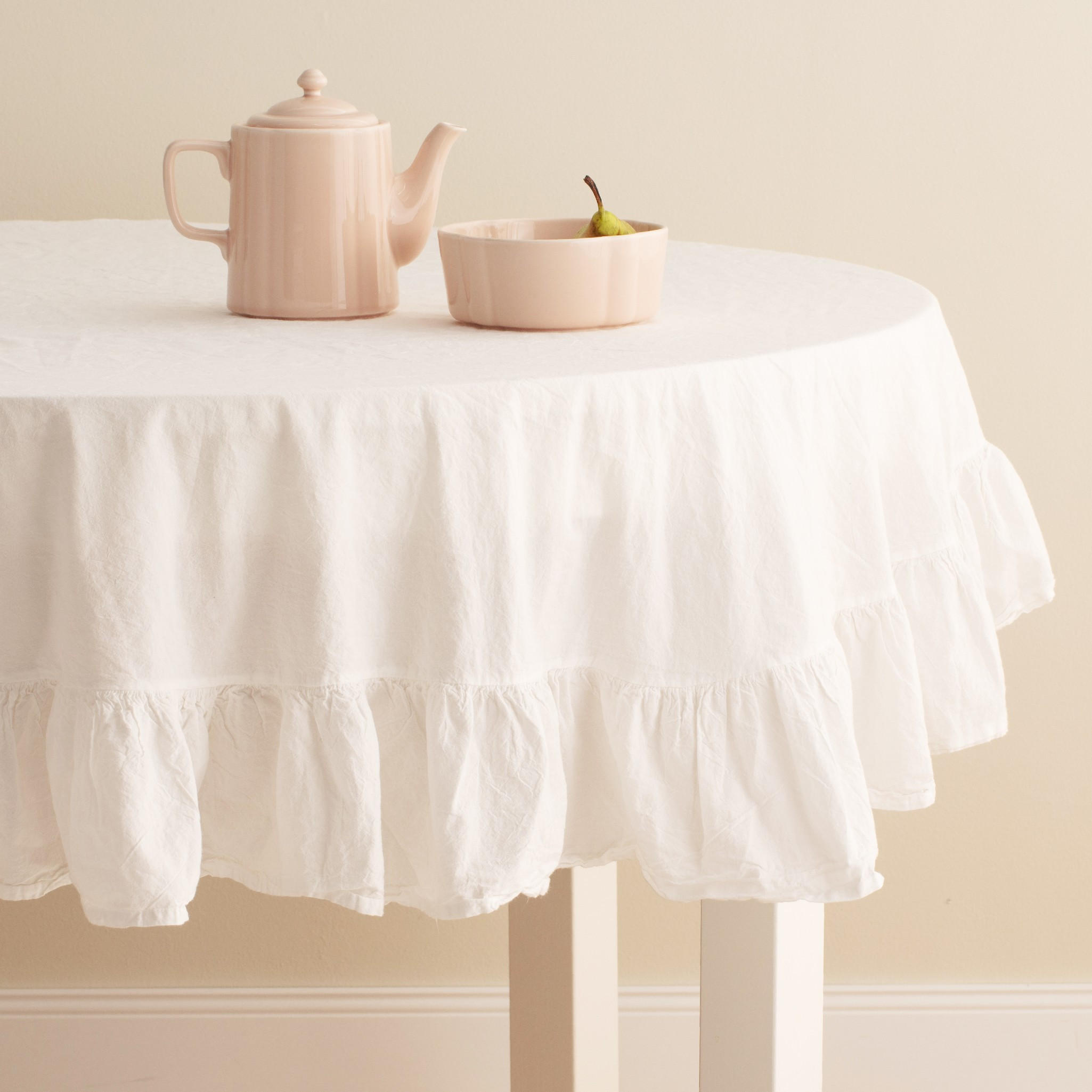 TISCHDECKE Falbines - Weiß, Textil (160cm) - home&you