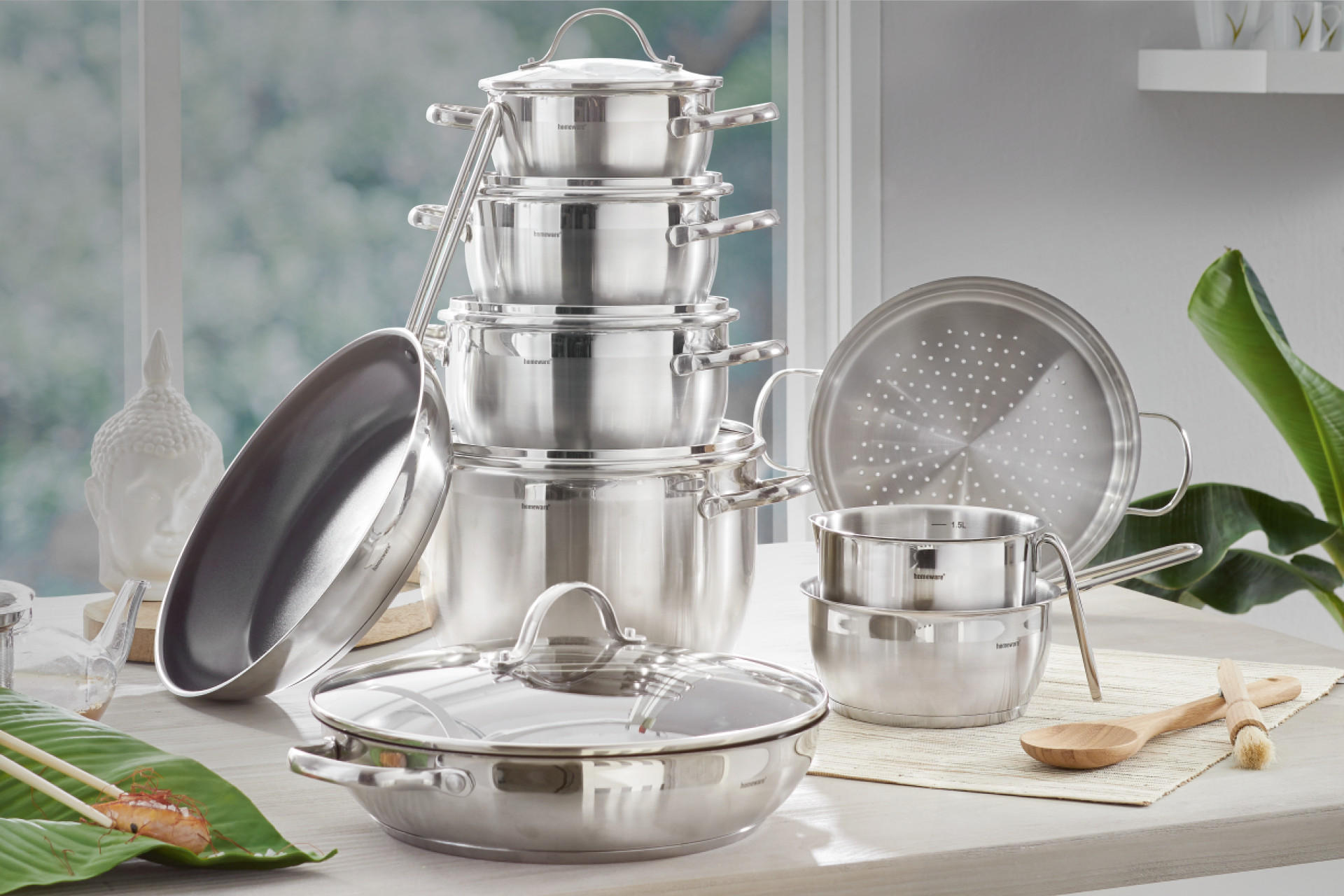 Sada hrnců a pánví nerez