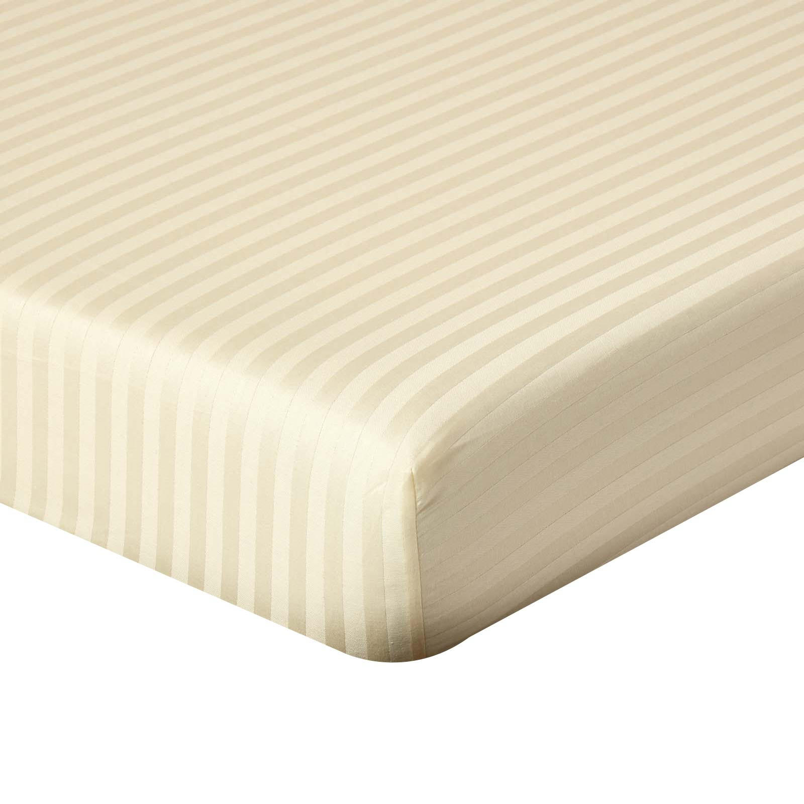 SPANNBETTLAKEN Damast gestreift, 100% Ägyptische Baumwolle - Creme, Textil (140/200cm) - Homescapes