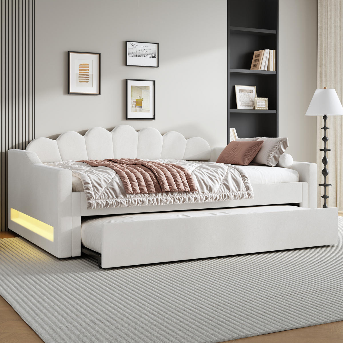 GEPOLSTERTES Tagesbett 140x200 cm aus MDF & Sperrholz mit LED und Ausziehbett, beige - Beige, Holzwerkstoff (140/200cm) - Luhomfu