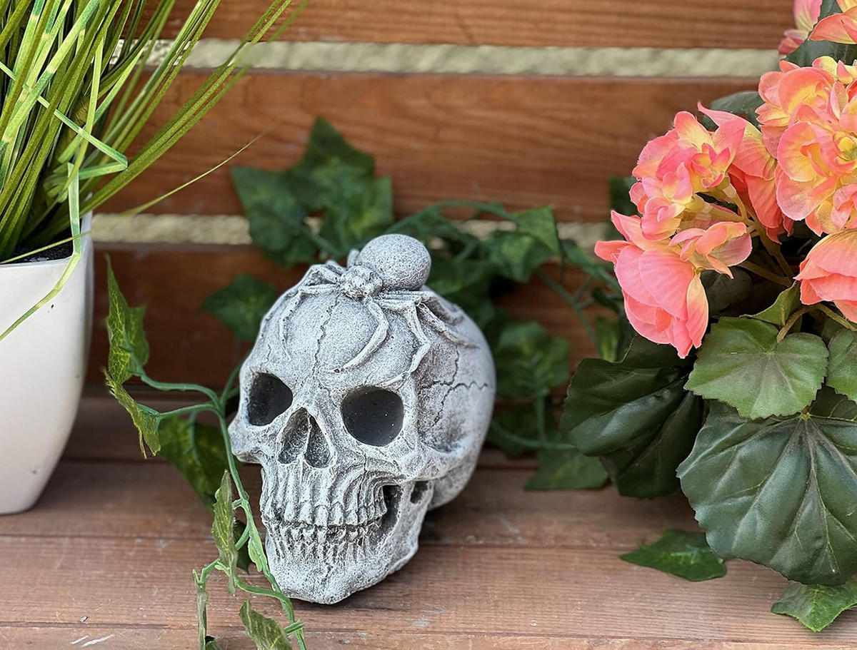 STEINFIGUR Gothic Schädel mit Spinne frostfest massiv - Grau, Stein (9/12/13cm) - stoneandstyle
