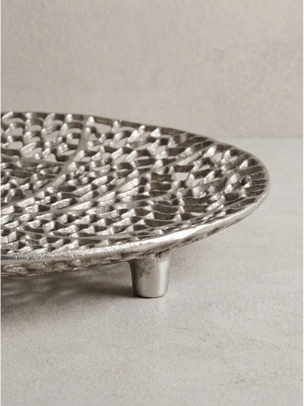 DEKOSCHALE ASTLUX, Aluminium, handgefertigt, Silber, Ø 44 x 4 cm - Silberfarben, Metall (44/4cm) - KADIMA DESIGN