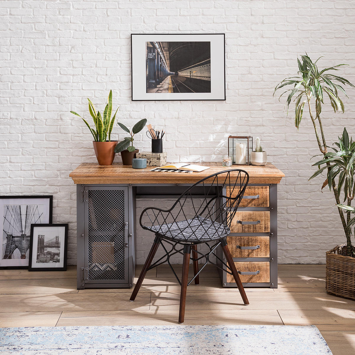 SCHREIBTISCH - Mango massiv / Metall - Mango / Silber - Braun, Holz/Metall (60/140/76cm) - home24