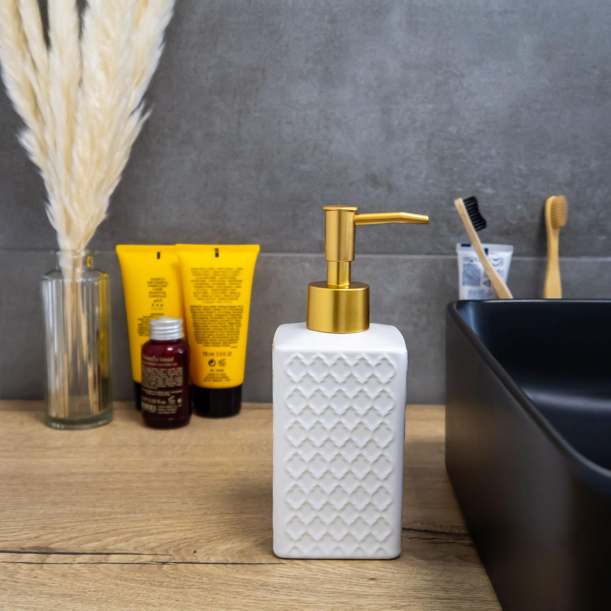 SEIFENSPENDER 290ml - Weiß, Keramik (6.5/10/26.5cm) - Intirilife