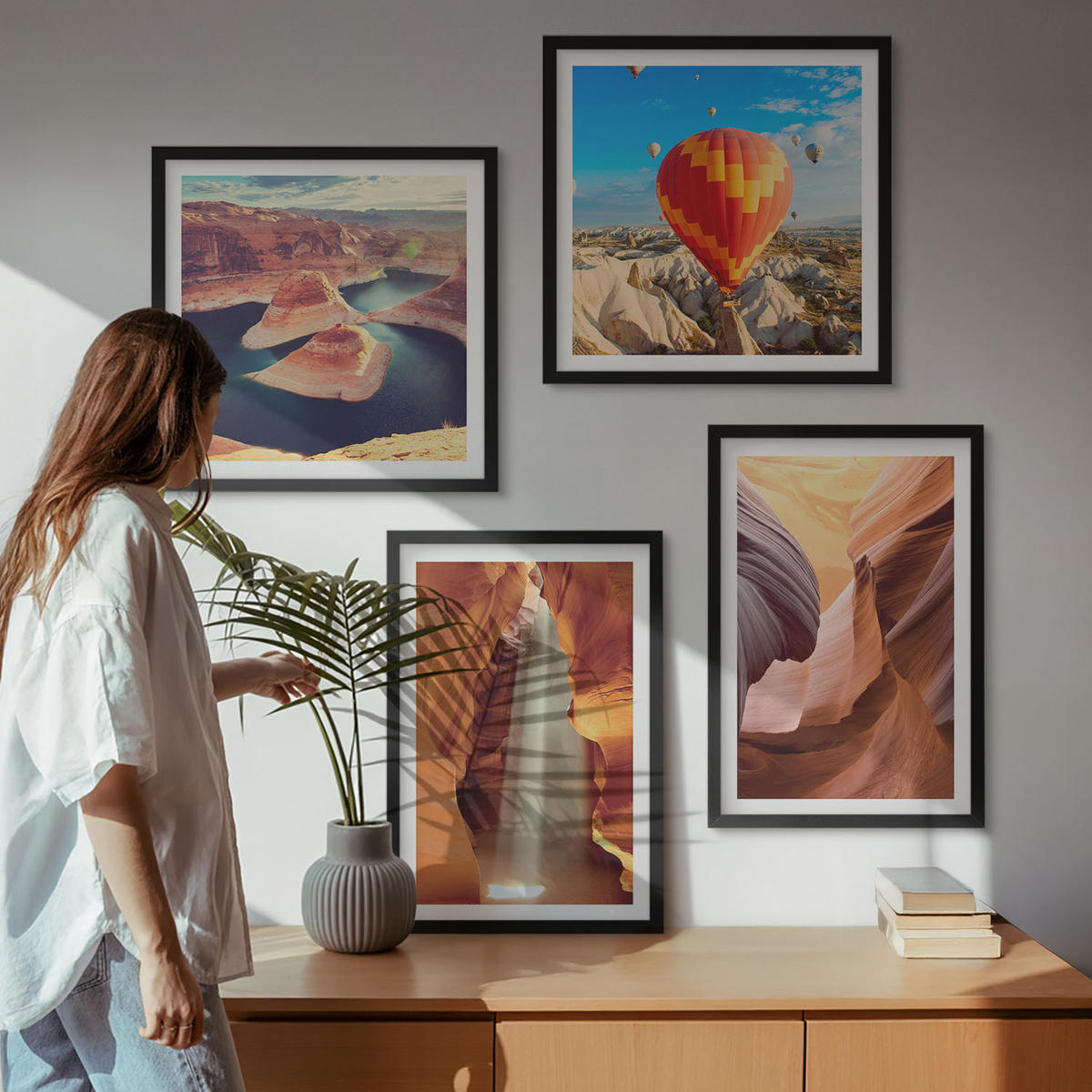 BILDER SET 4er Set - 50x50 cm & 40x60 cm Schwarzer Rahmen - Wasserfall in der Schlucht - Schwarz, Kunststoff (50/50cm) - TULUP