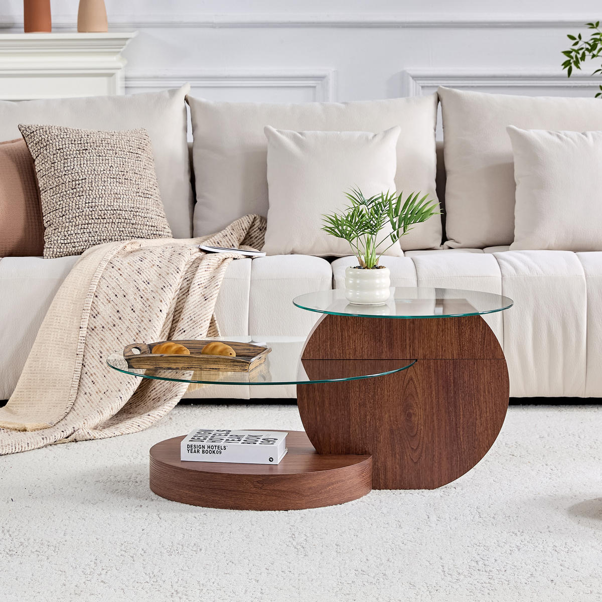 COUCHTISCH mit Glas aus MDF in Walnussoptik mit 2 Ebenen und Sicherheitsglas,70/70/44 cm - Walnussfarben, Holzwerkstoff (70/70/44cm) - Flora Grace