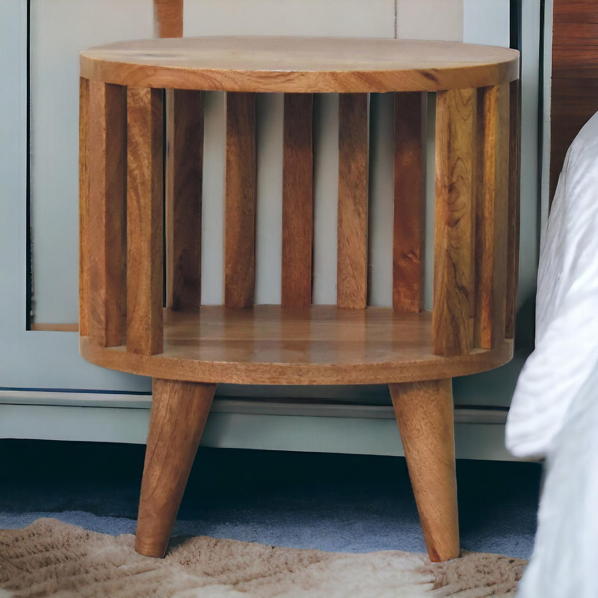 NACHTTISCH ARIELLA MIT EINFACHER REGAL - Beige/Messingfarben, Holz/Metall (36/40/26cm) - Artisan Furniture
