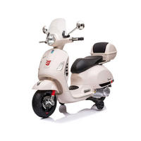 ELETROMOTORRAD Vespa GTS Super weiß Heckstaufach Musik MP3 Licht 2-3 km/h - Weiß, Kunststoff (66102/50/75cm) - Chipolino