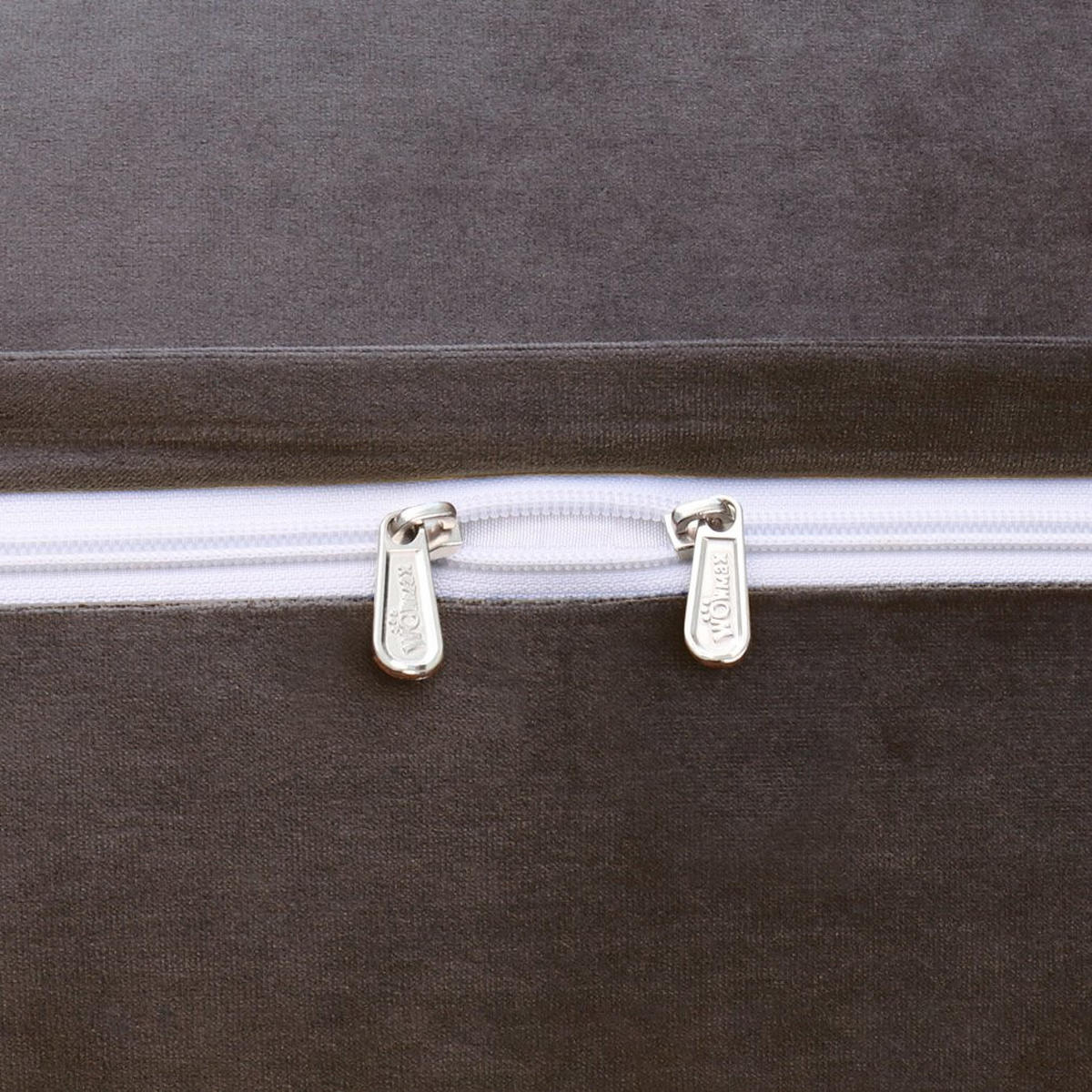 LESEKISSEN für Bett Samt Braun 60 cm - Braun, Textil (50/60cm) - Vercart