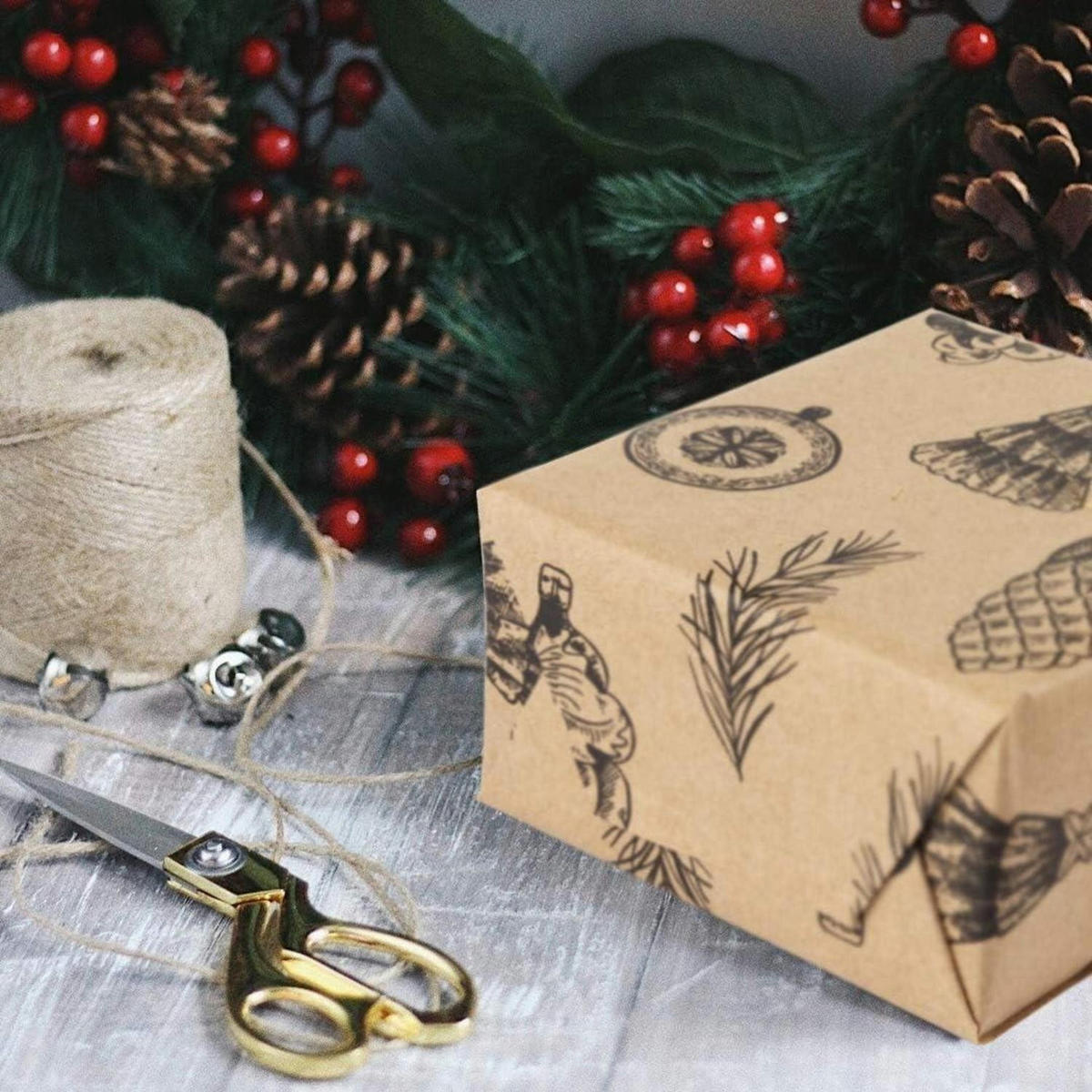 GESCHENKPAPIER 4 Rollen 76 cm x 305 cm Kraftpapier Weihnachtsmotive - Braun, Papier (4/76/15cm)