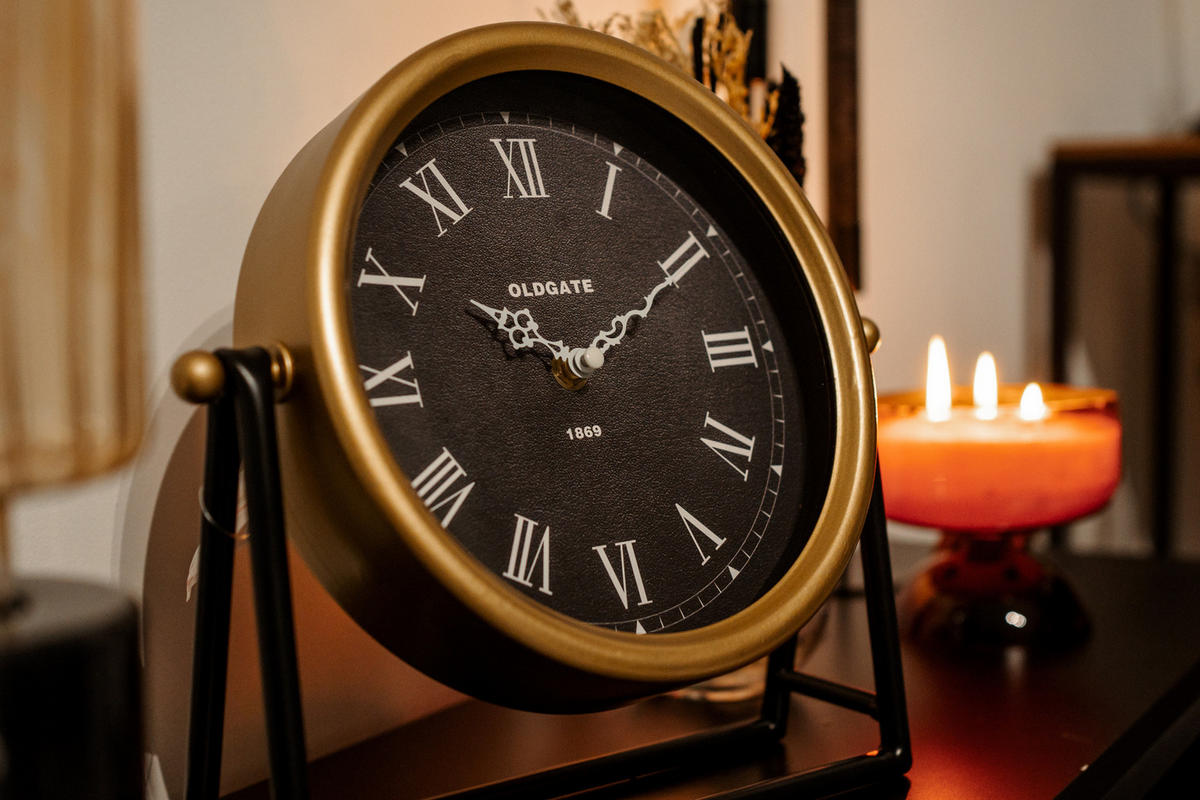 TISCHUHR Luca 27/5,2/26,5 cm - Schwarz, Metall (5.2/26.5/27cm) - Atmosphera Createur d´interieur
