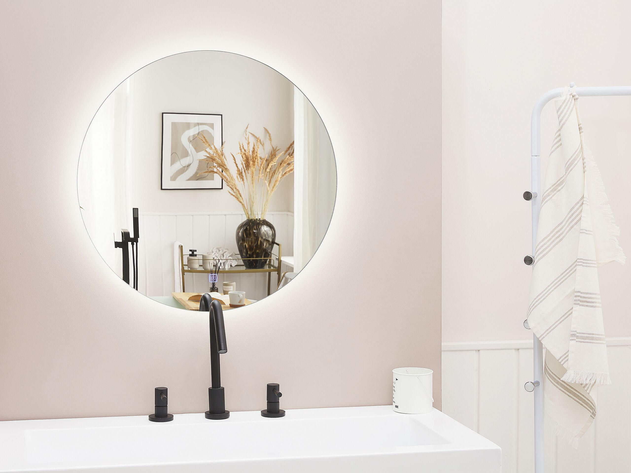 BADSPIEGEL mit LED-Beleuchtung rund 60 cm Callac - Silberfarben, Glas (60/60/3cm) - Beliani