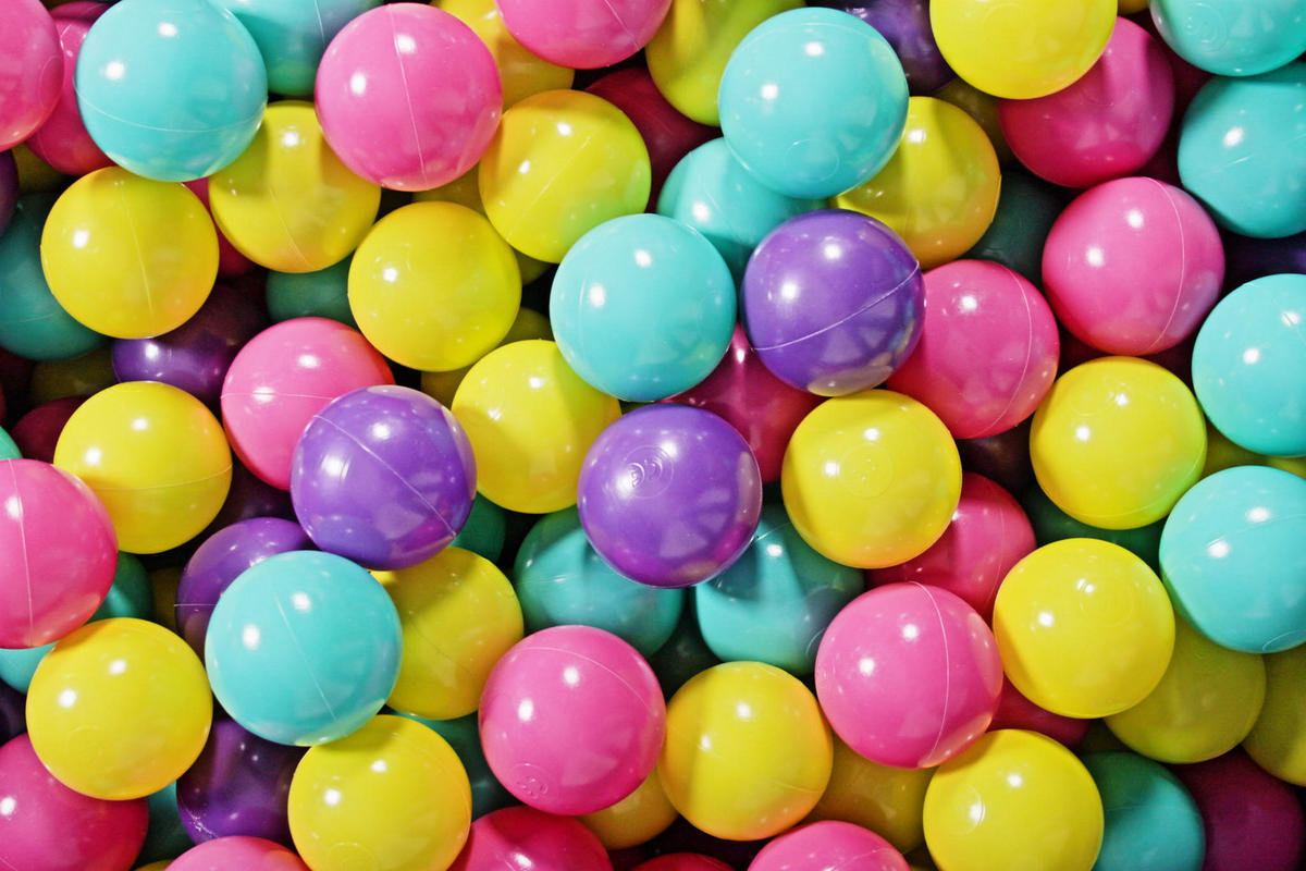 BÄLLE für Bällebad, Spielbälle, Plastikbälle für Kinder Set 50 pcs.: Violett/Hellrosa/Gelb/Türkis - Hellgelb, Textil (7/7/7cm) - MeowBaby