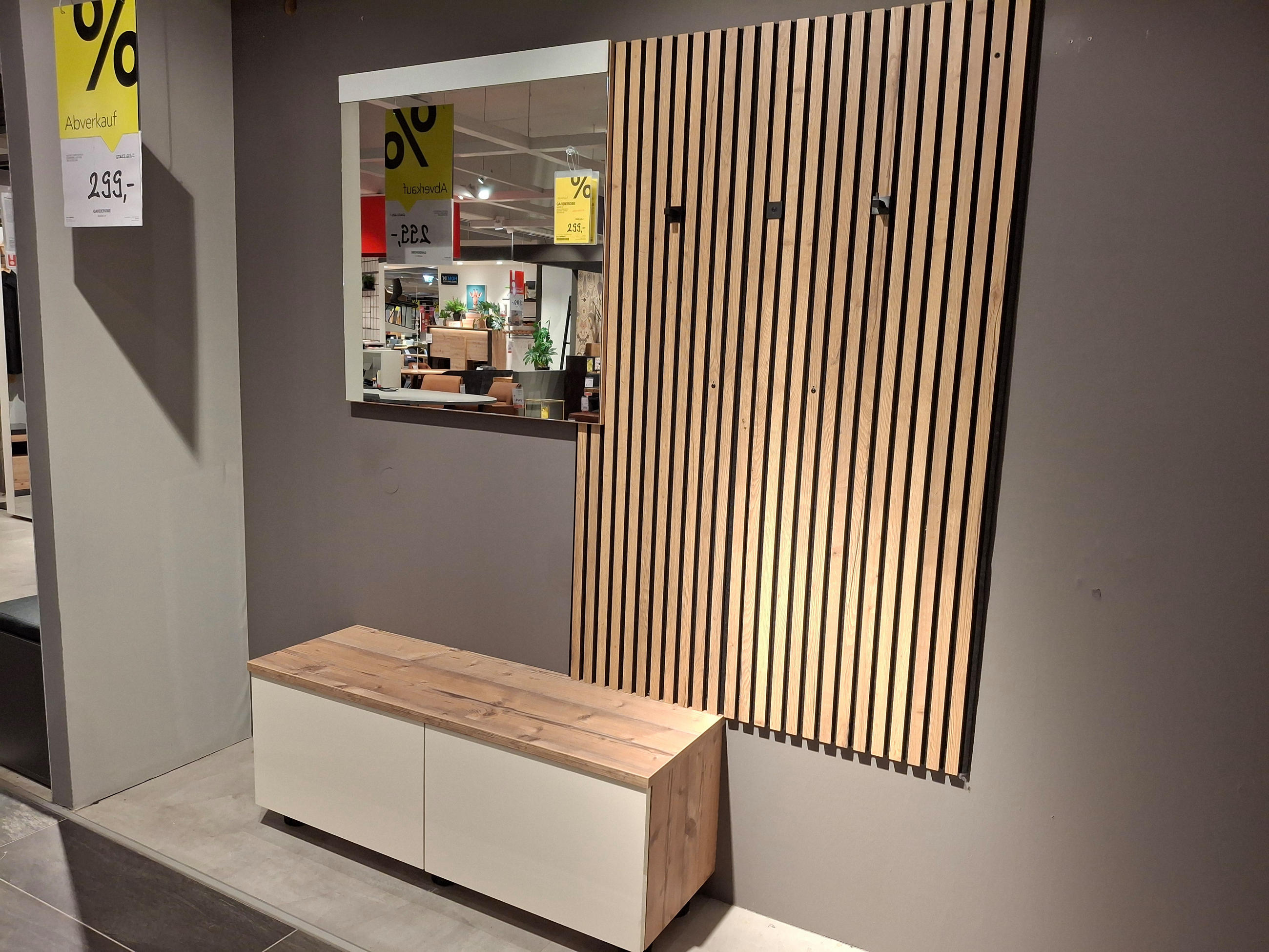 Garderobe Magnum