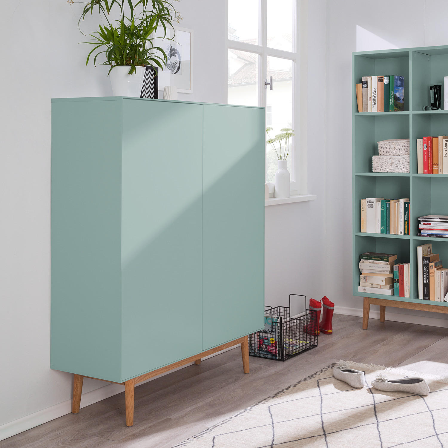 SCHUHKOMMODE mit 2 Türen - Eichefarben/Mintgrün, Holzwerkstoff (110/132/38cm) - home24