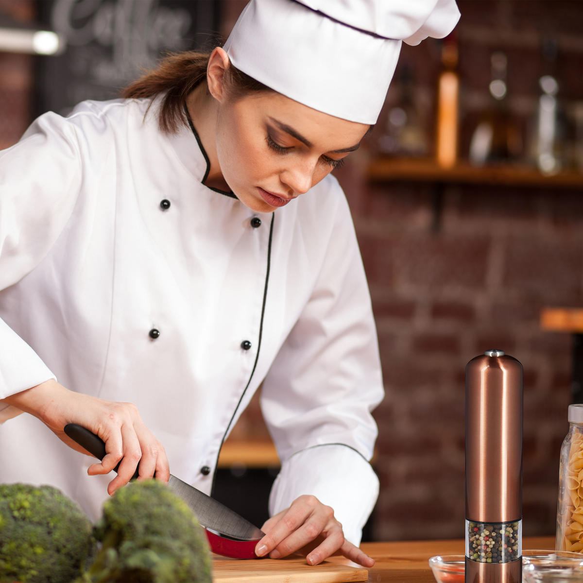 ELEKTRISCHE Pfeffermühle - Kupferfarben, Keramik/Metall (5/23/5cm) - Relaxdays