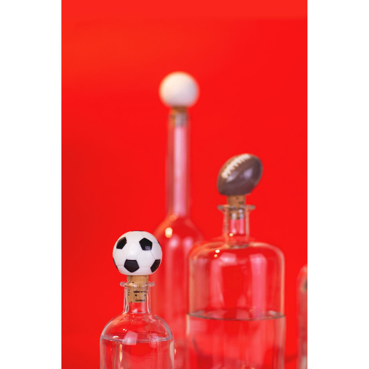 FLASCHENVERSCHLUSS Fußball, Porzellan, Kork, Schwarz-Weiß - Weiß, Keramik (4.5/6.4/4.5cm) - Donkey Products