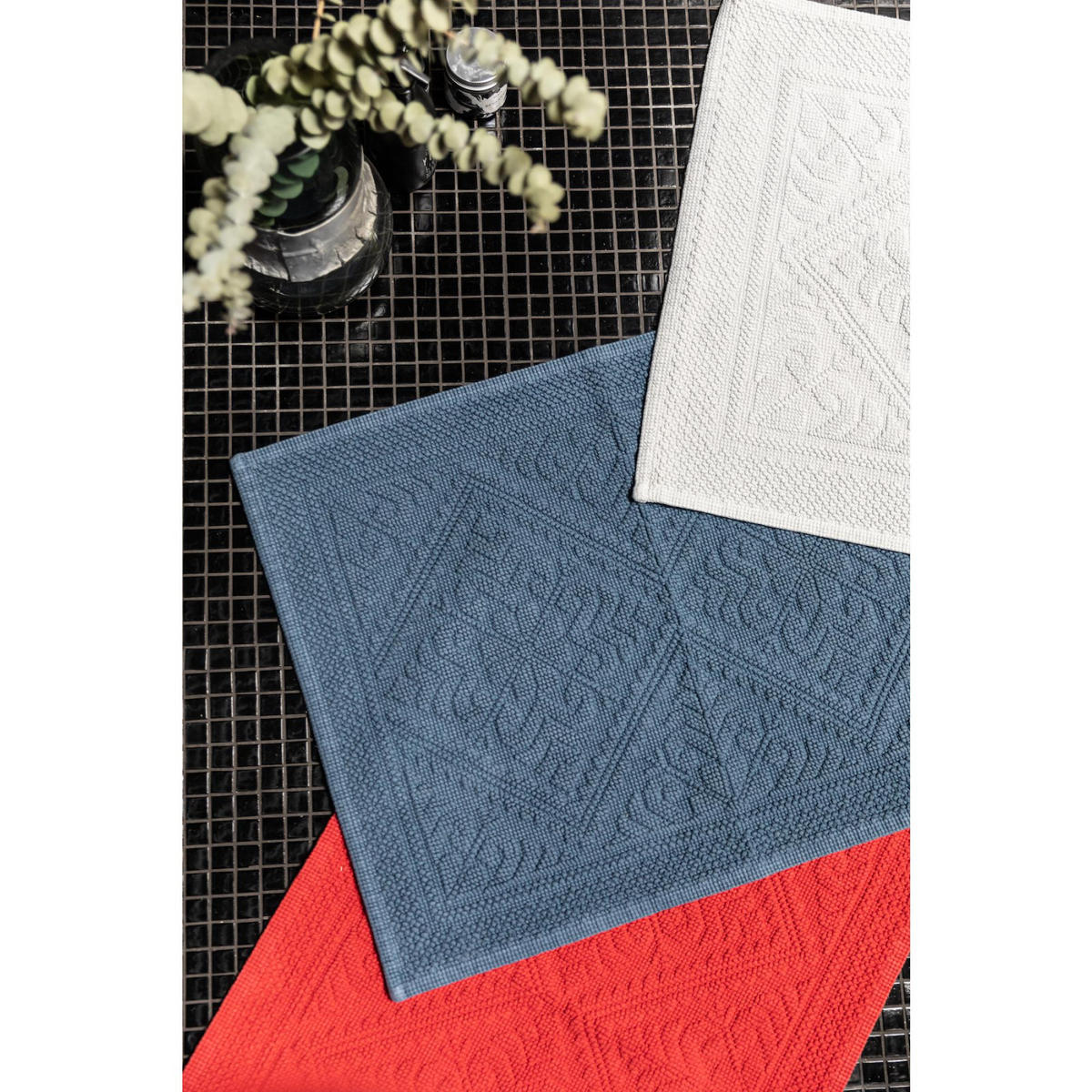 BADEMATTE Enzo perlweiß 54 x 110 cm - Hellgrau, Textil (54/110cm) - Vivaraise